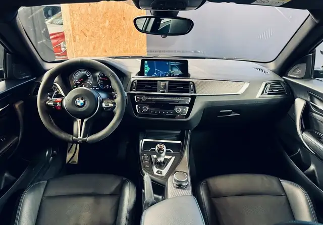 BMW M2 view 11