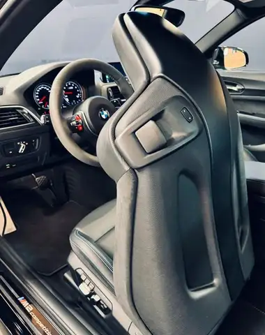 BMW M2 view 14