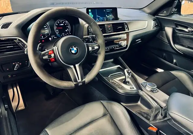 BMW M2 view 7