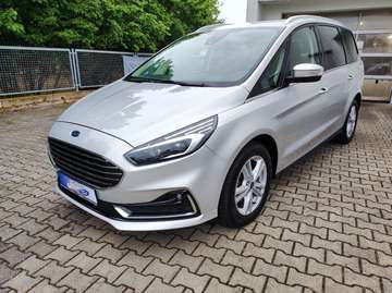 Titanium FHEV,LED.Navi.KeyFree.ACC.PDC