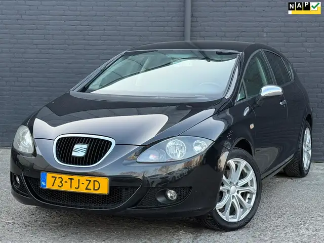 SEAT Leon 2.0 FSI Businessline AIRCO | ELEK RAMEN | CRUISE |