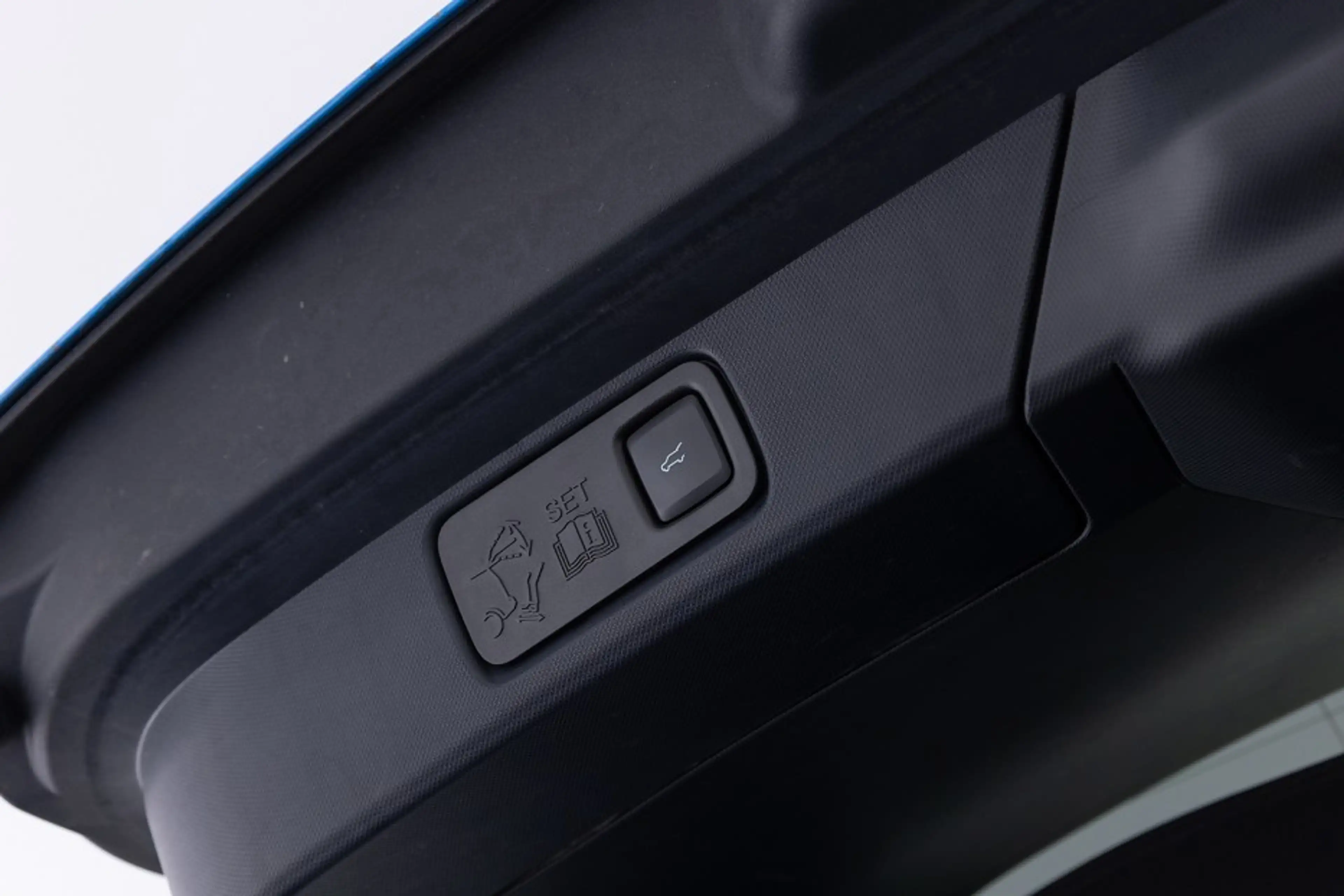 Ford Mustang Mach-E RWD 75 kWh *SOH 94.7%* PANORAMADAK | B&O | LEDER | — photo 27
