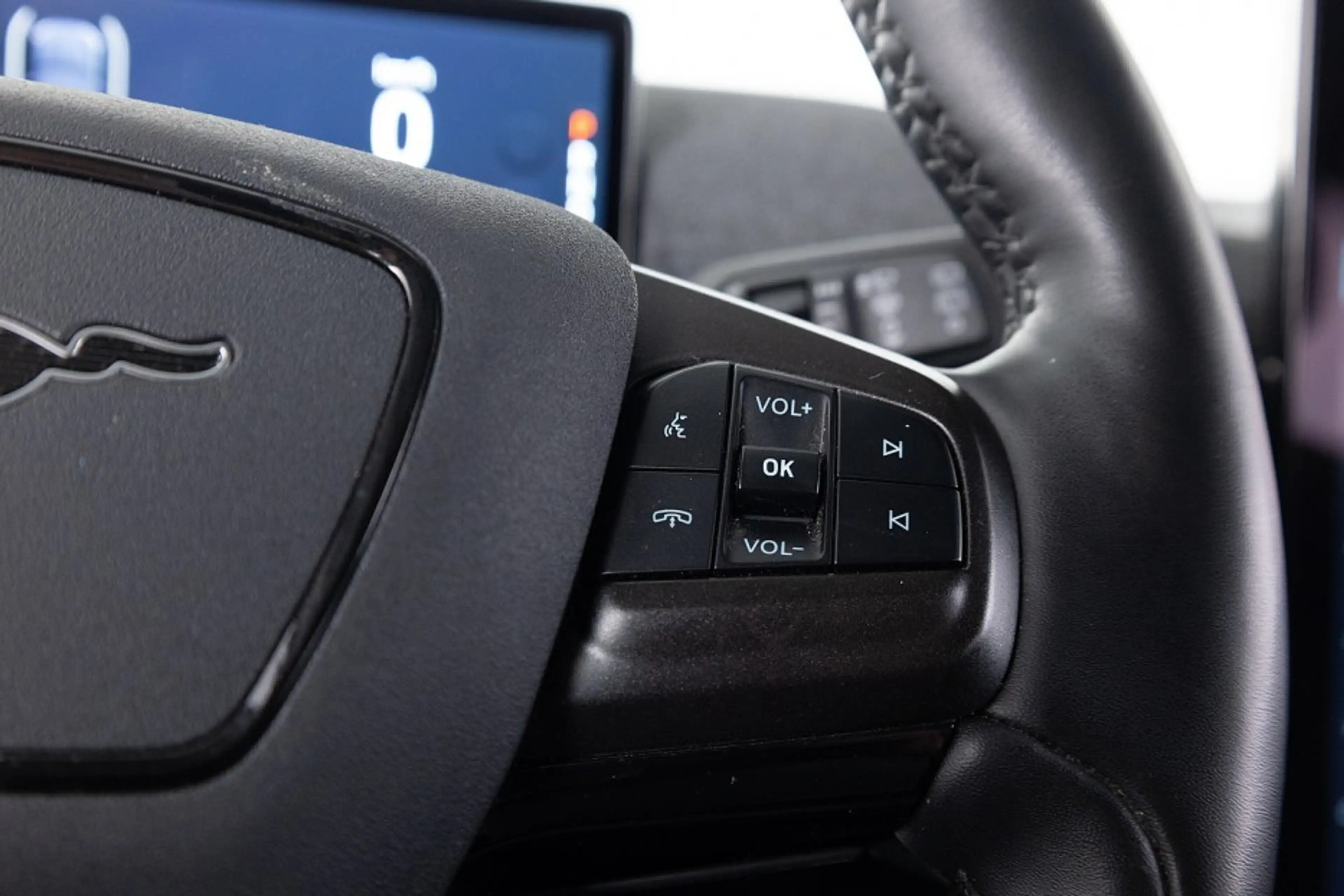 Ford Mustang Mach-E RWD 75 kWh *SOH 94.7%* PANORAMADAK | B&O | LEDER | — photo 21