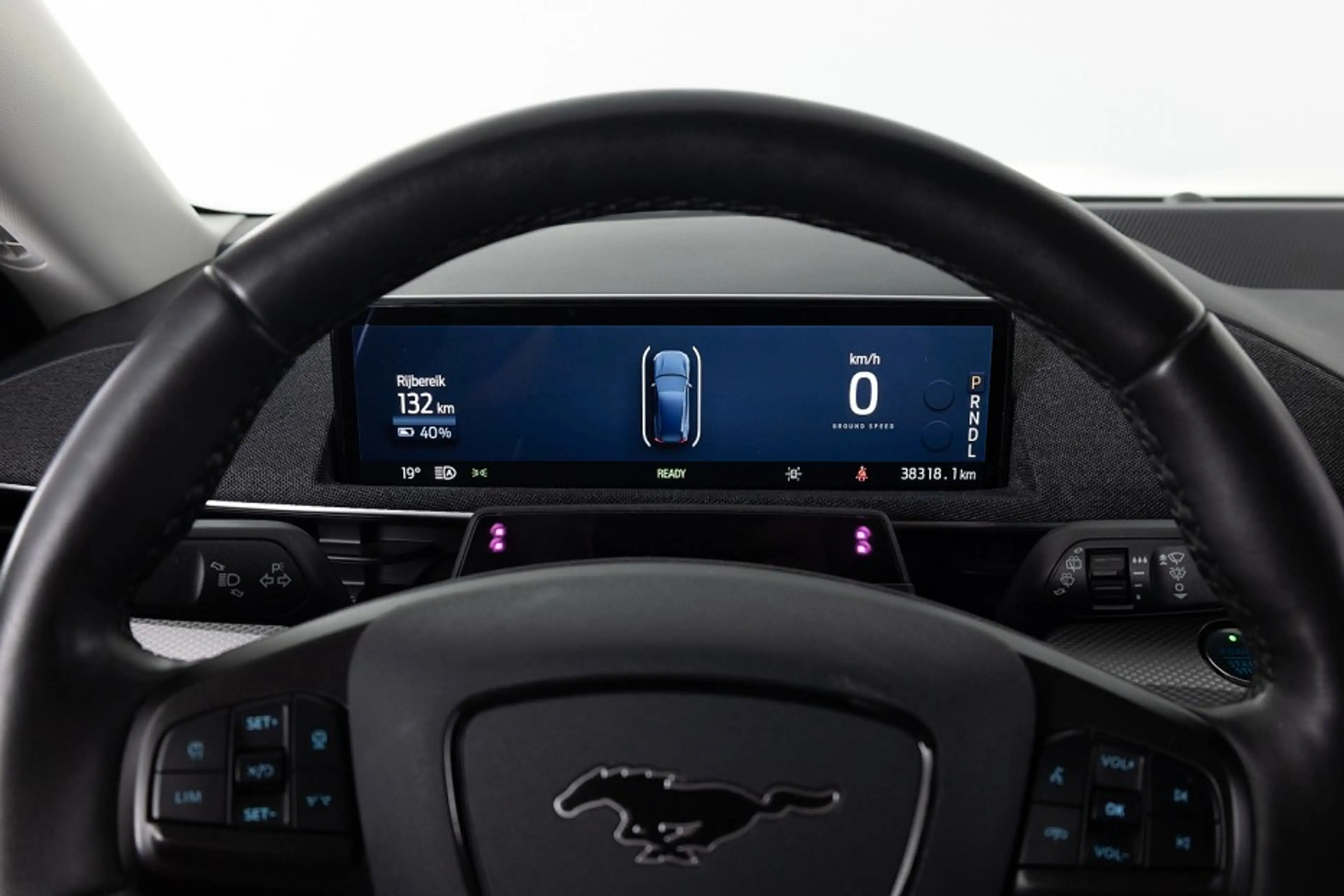 Ford Mustang Mach-E RWD 75 kWh *SOH 94.7%* PANORAMADAK | B&O | LEDER | — photo 23