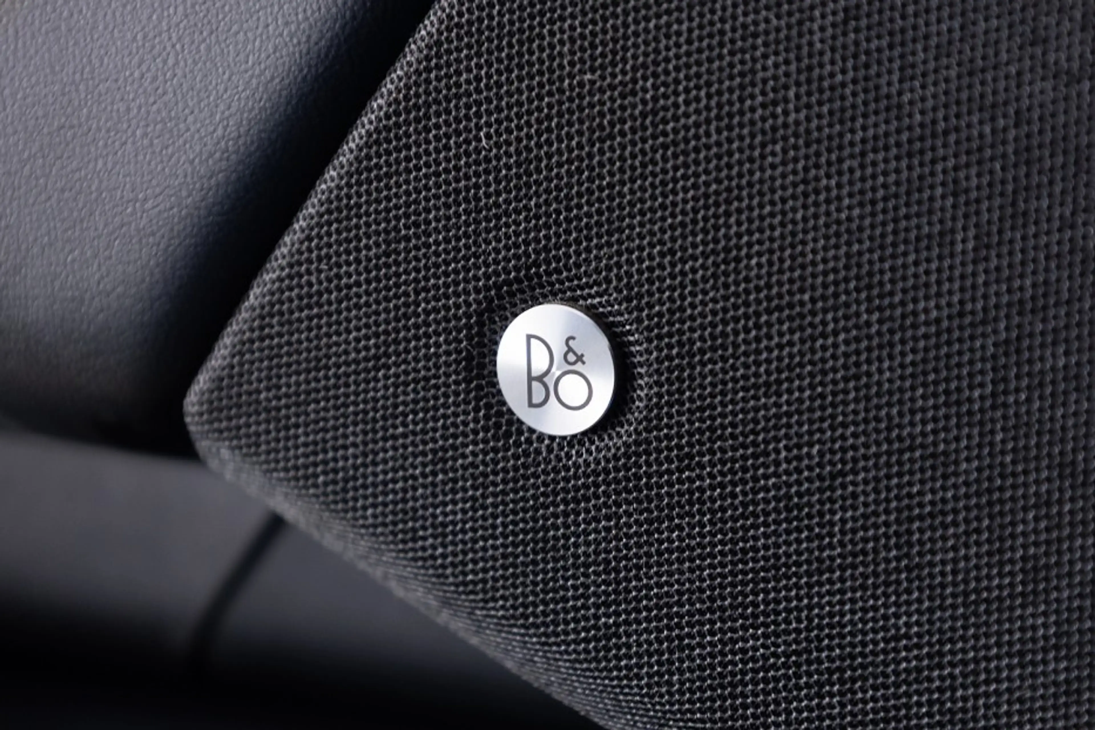 Ford Mustang Mach-E RWD 75 kWh *SOH 94.7%* PANORAMADAK | B&O | LEDER | — photo 15