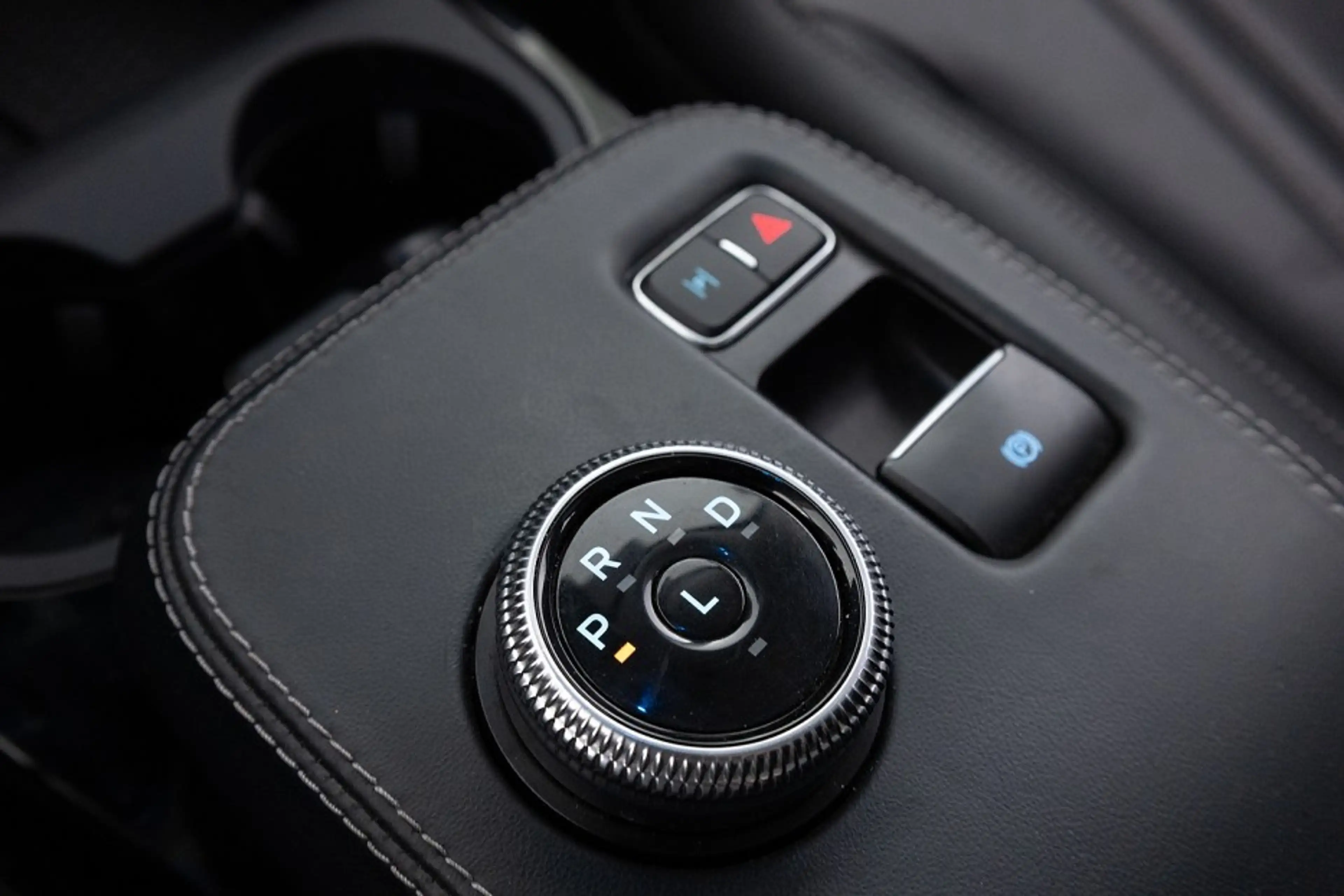 Ford Mustang Mach-E RWD 75 kWh *SOH 94.7%* PANORAMADAK | B&O | LEDER | — photo 25