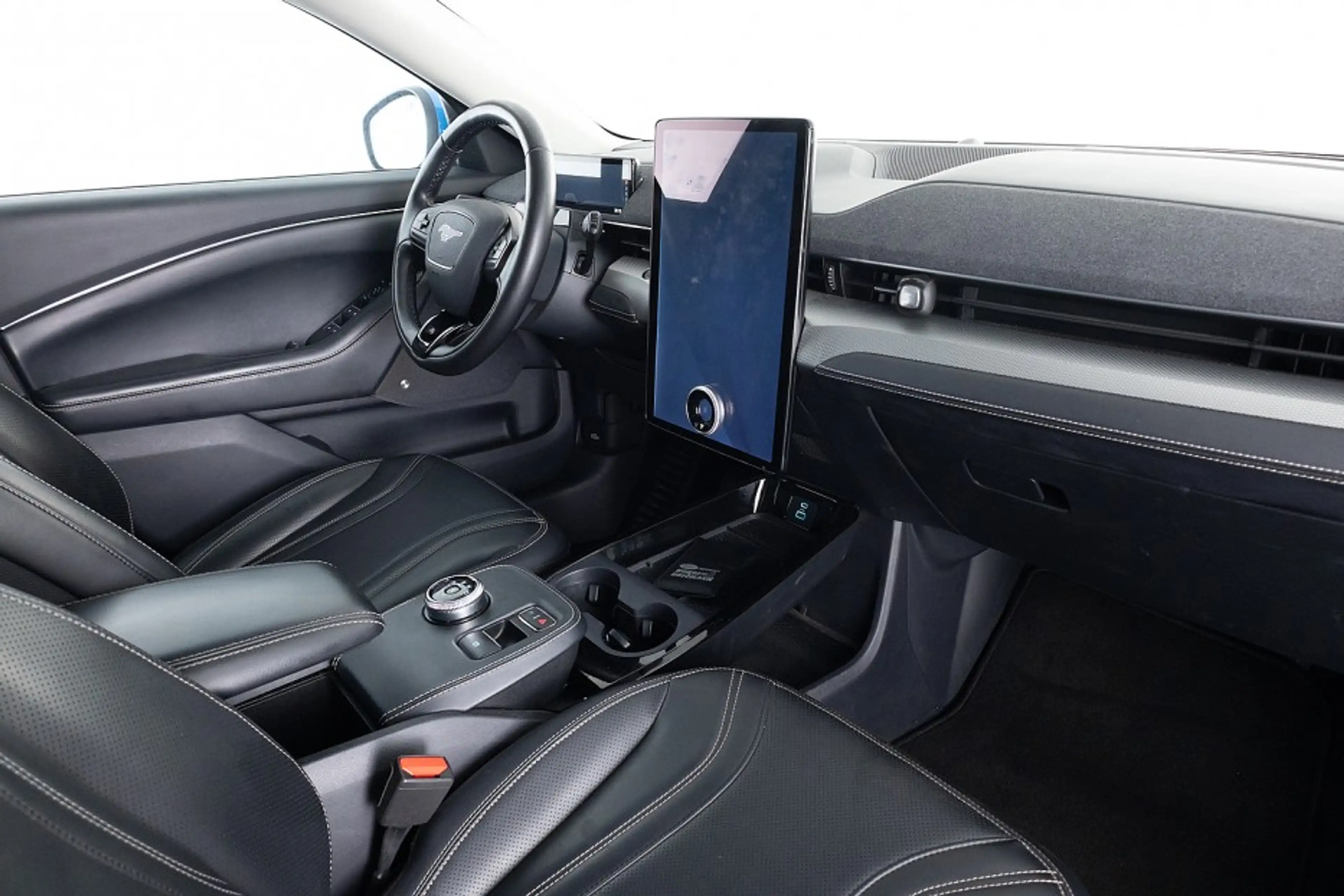 Ford Mustang Mach-E RWD 75 kWh *SOH 94.7%* PANORAMADAK | B&O | LEDER | — photo 4