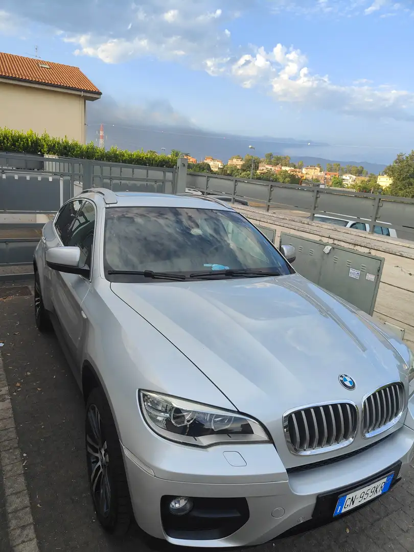 BMW X6 X6 E71 xdrive40d Eletta auto 8m E5 Gris - 1