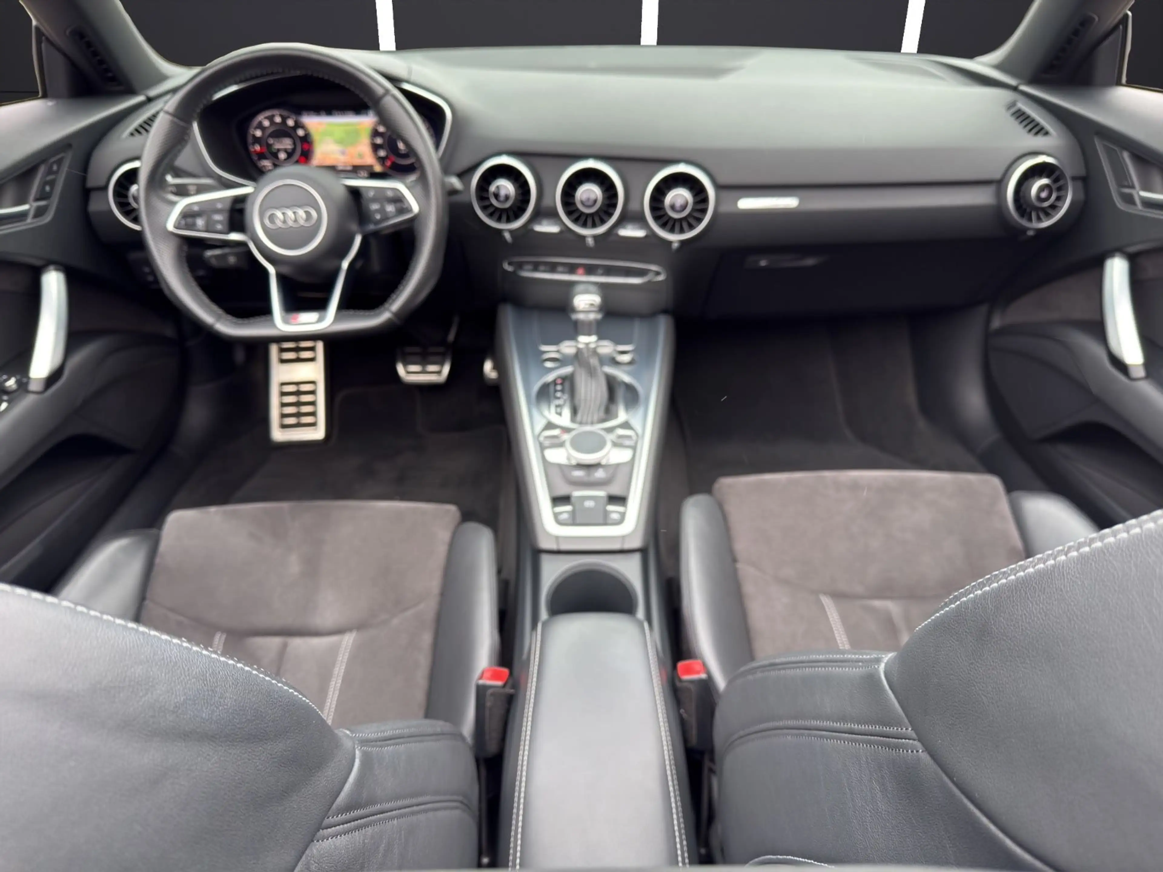 Audi TT Roadster 2.0 TFSI quattro S-Line S-Tronic — photo 12