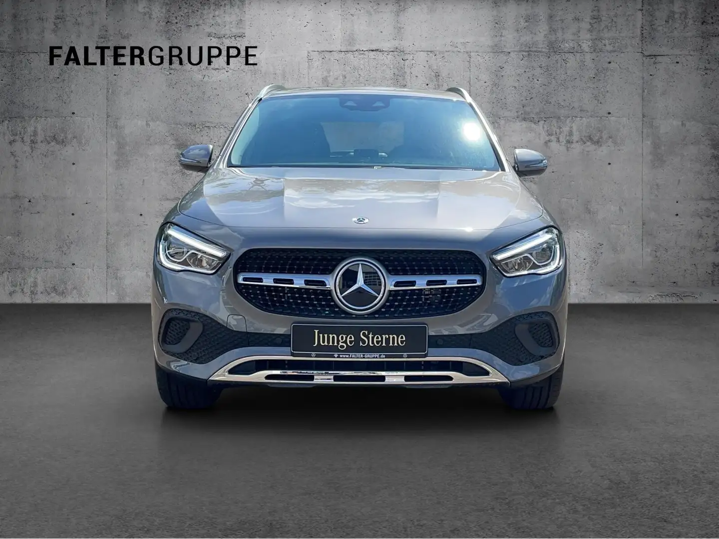 Mercedes-Benz GLA 250 GLA 250 e PROGRESSIVE+LED+KAM+PUBLIC-CHARGING Navi Grijs - 2