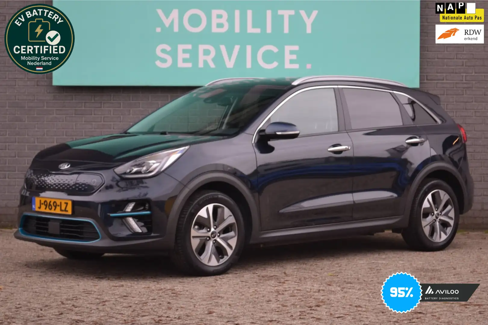 Kia e-Niro ExecutiveLine 64 kWh SOH95% Clima ACC Leder CarPla Bleu - 1