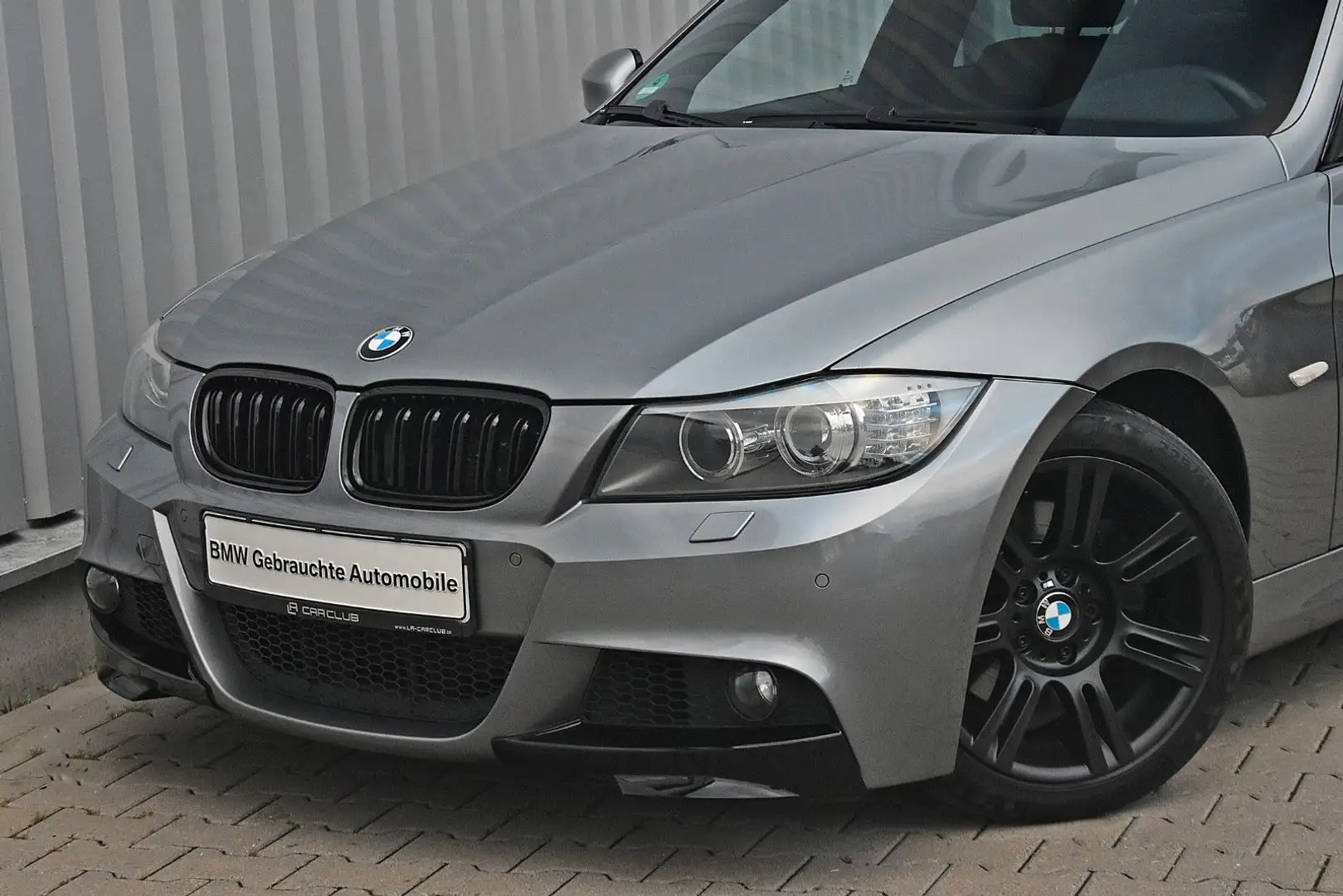 BMW 325 i*M-Paket! Handschalter! 2.Hand! Traumhaft!* Grau - 1