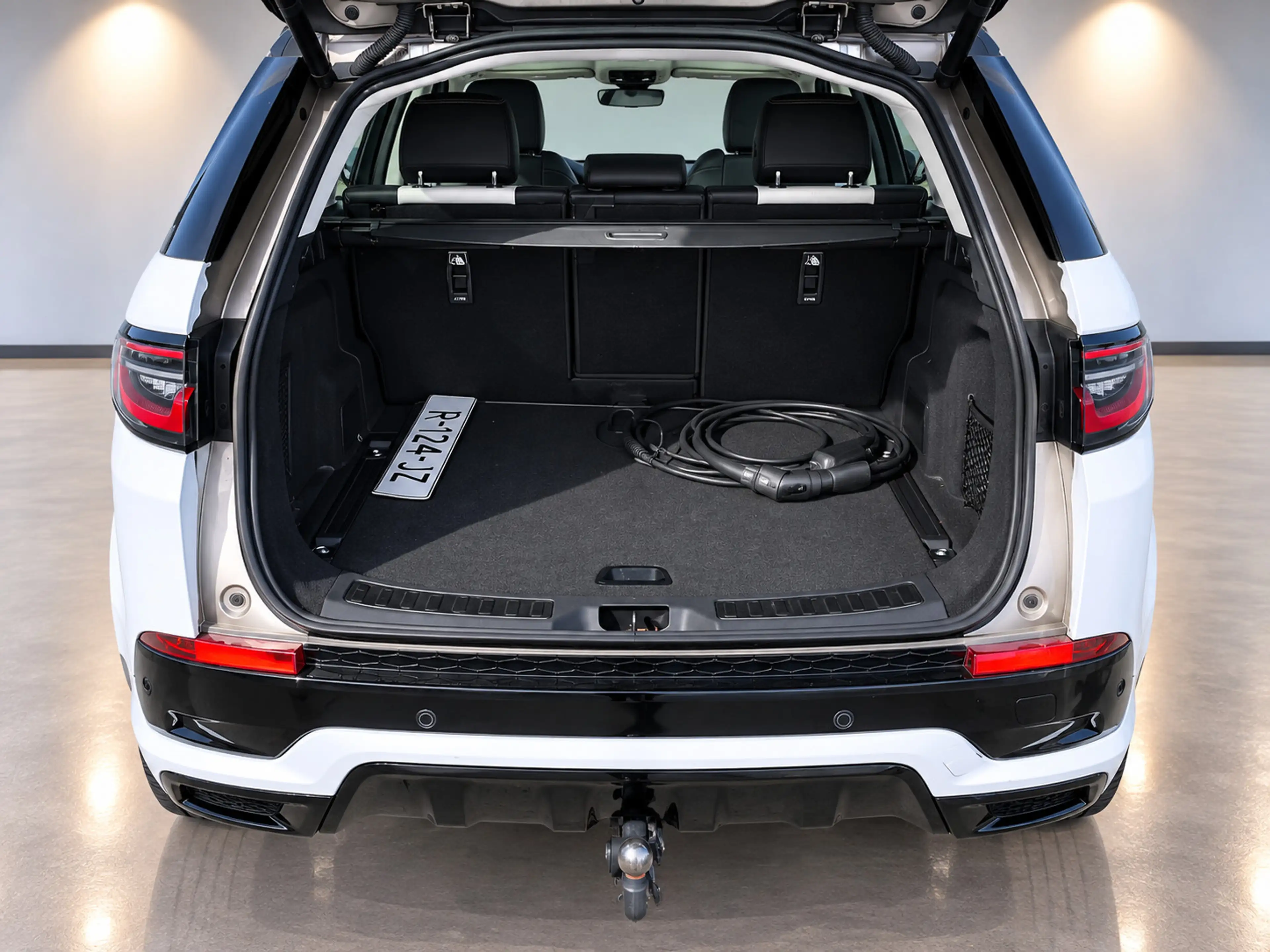 Land Rover Discovery Sport P300e 1.5 R-Dynamic HSE, Aut, Pano, Trekhaak, Lede — photo 10