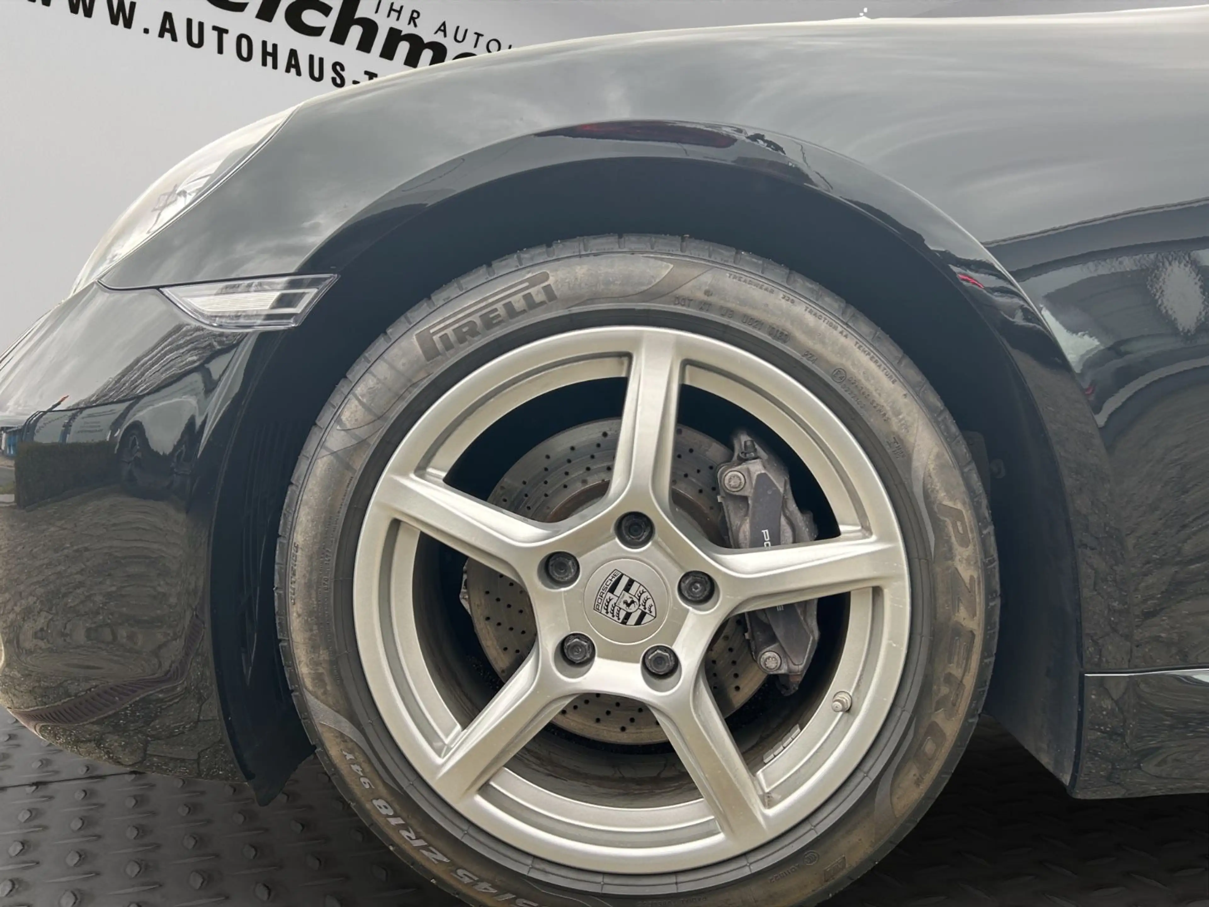 Porsche Boxster 718 — photo 10