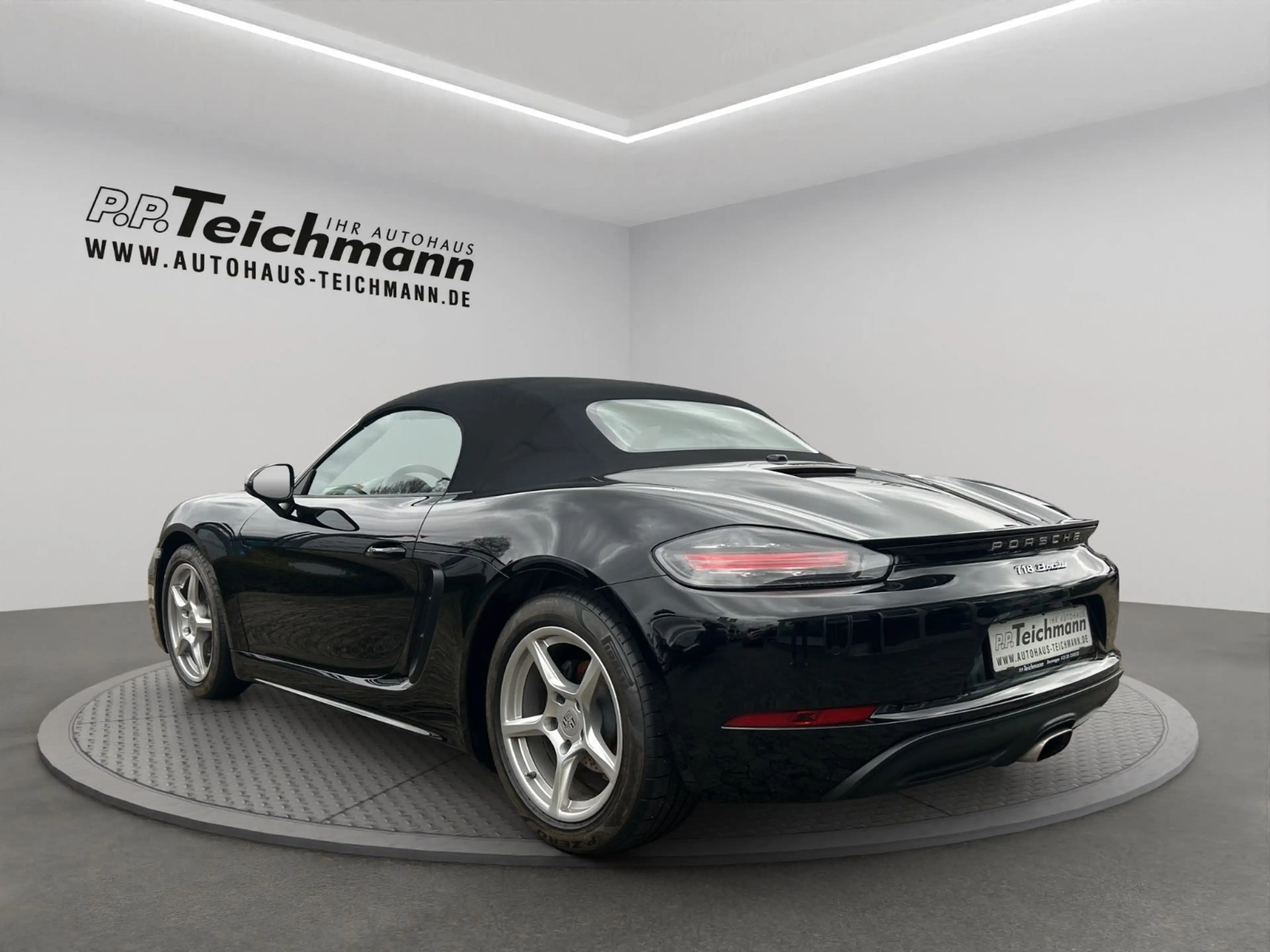Porsche Boxster 718 — photo 7
