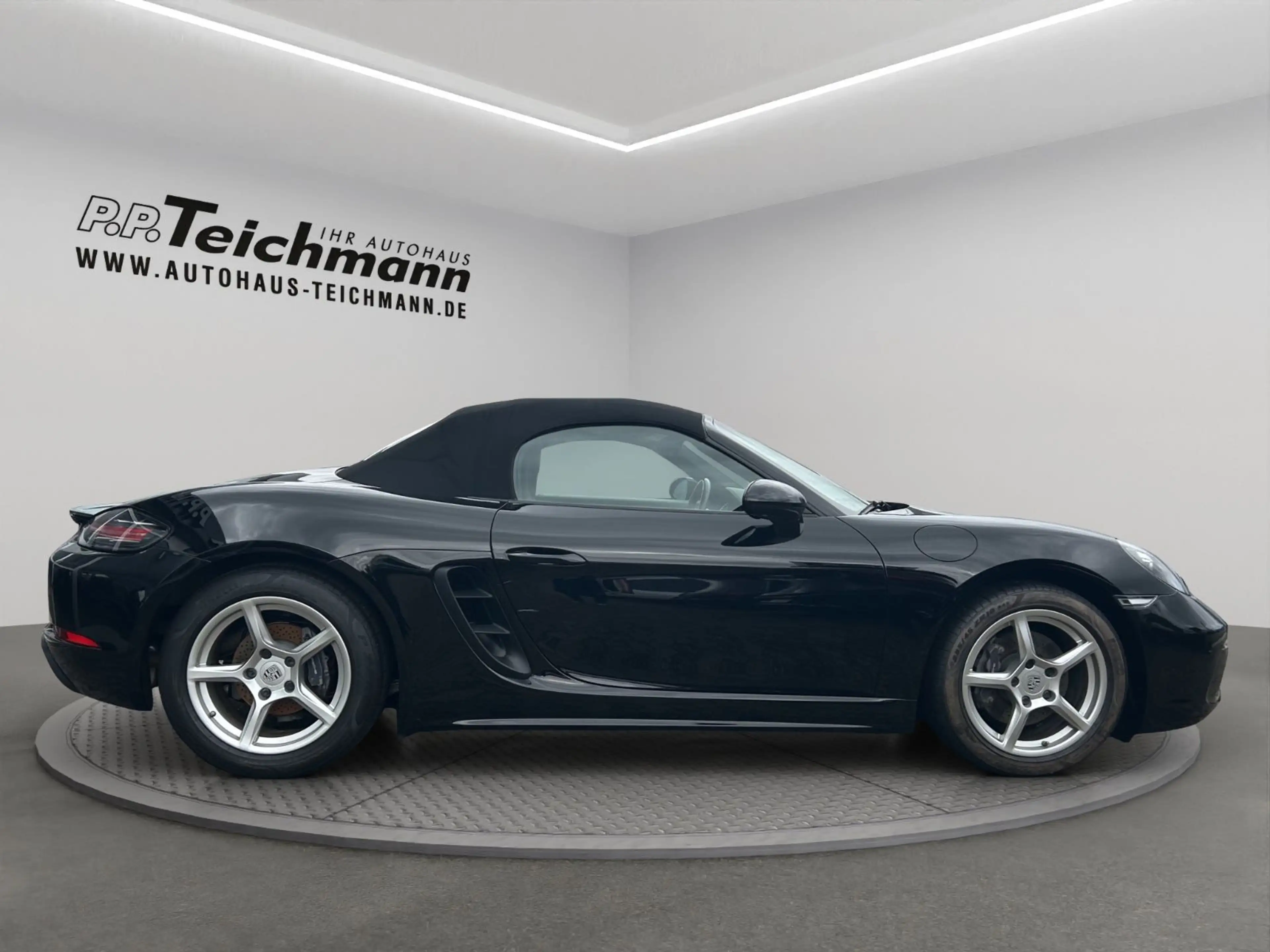 Porsche Boxster 718 — photo 4