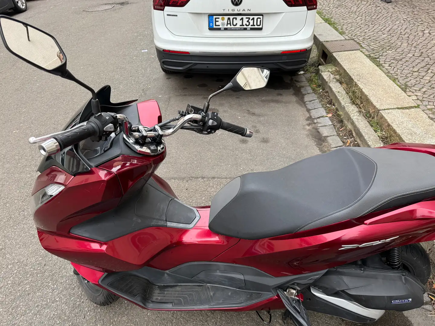 Honda PCX 125 Kırmızı - 1