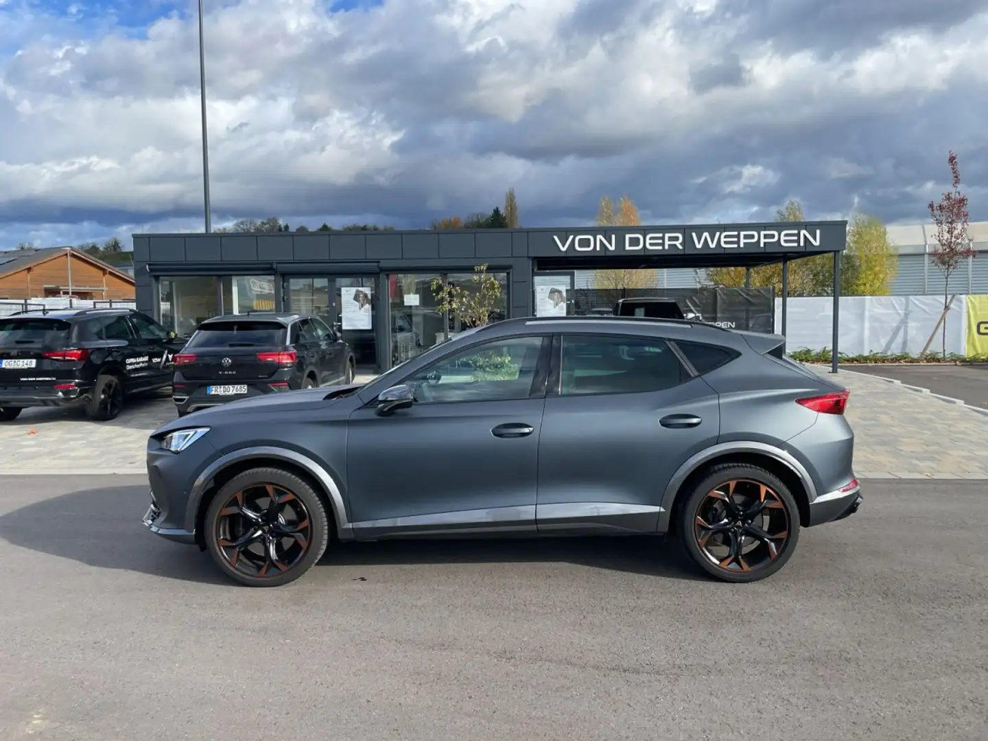 CUPRA Formentor VZ TSI DSG 4Drive AHK BeatsAudio SHZ Klima Navi Grau - 2