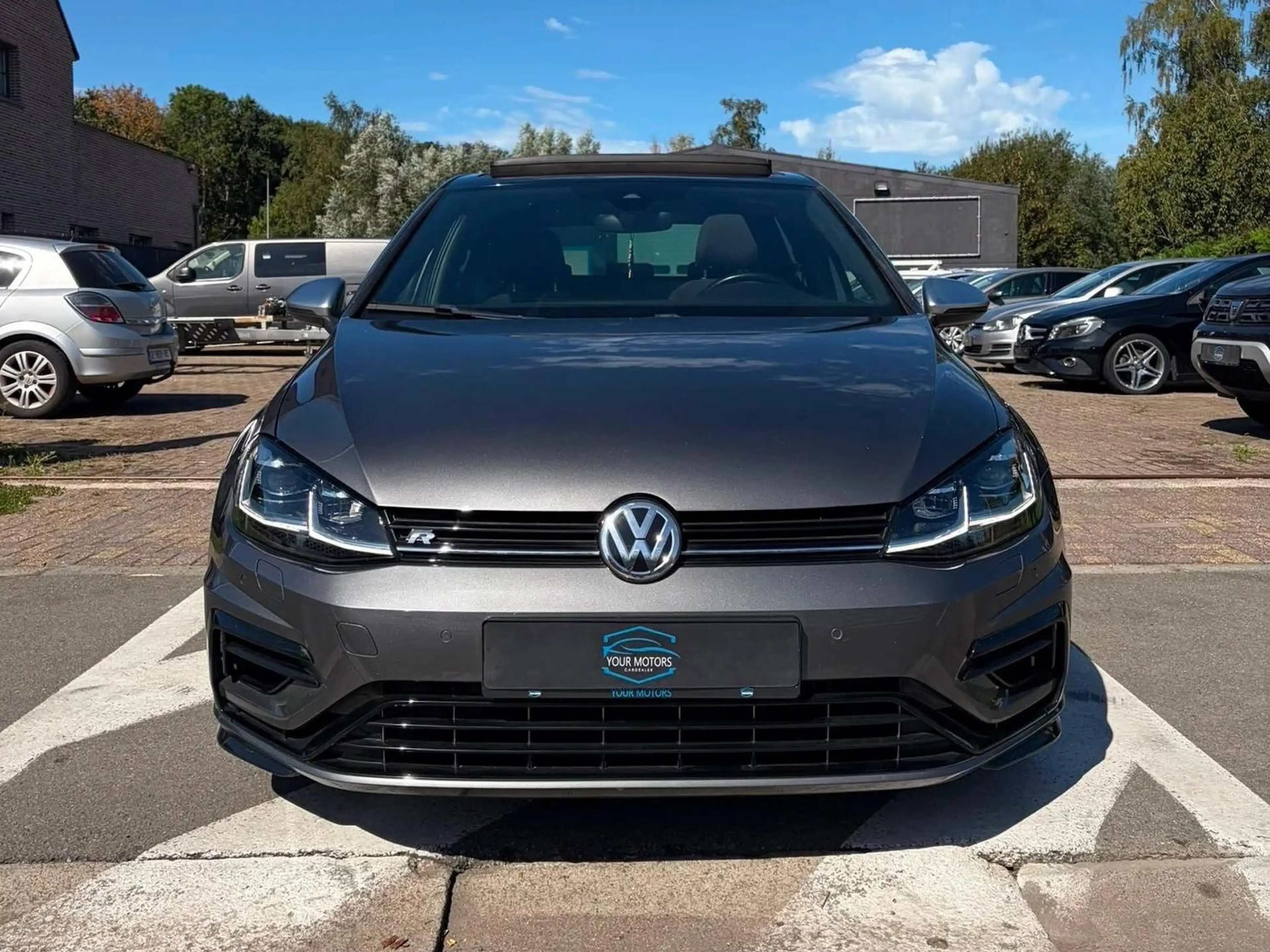 Volkswagen Golf R VII 2.0 TSI R 4MOTION BLUEMOTION/ PANO / ALCANTARA — photo 2