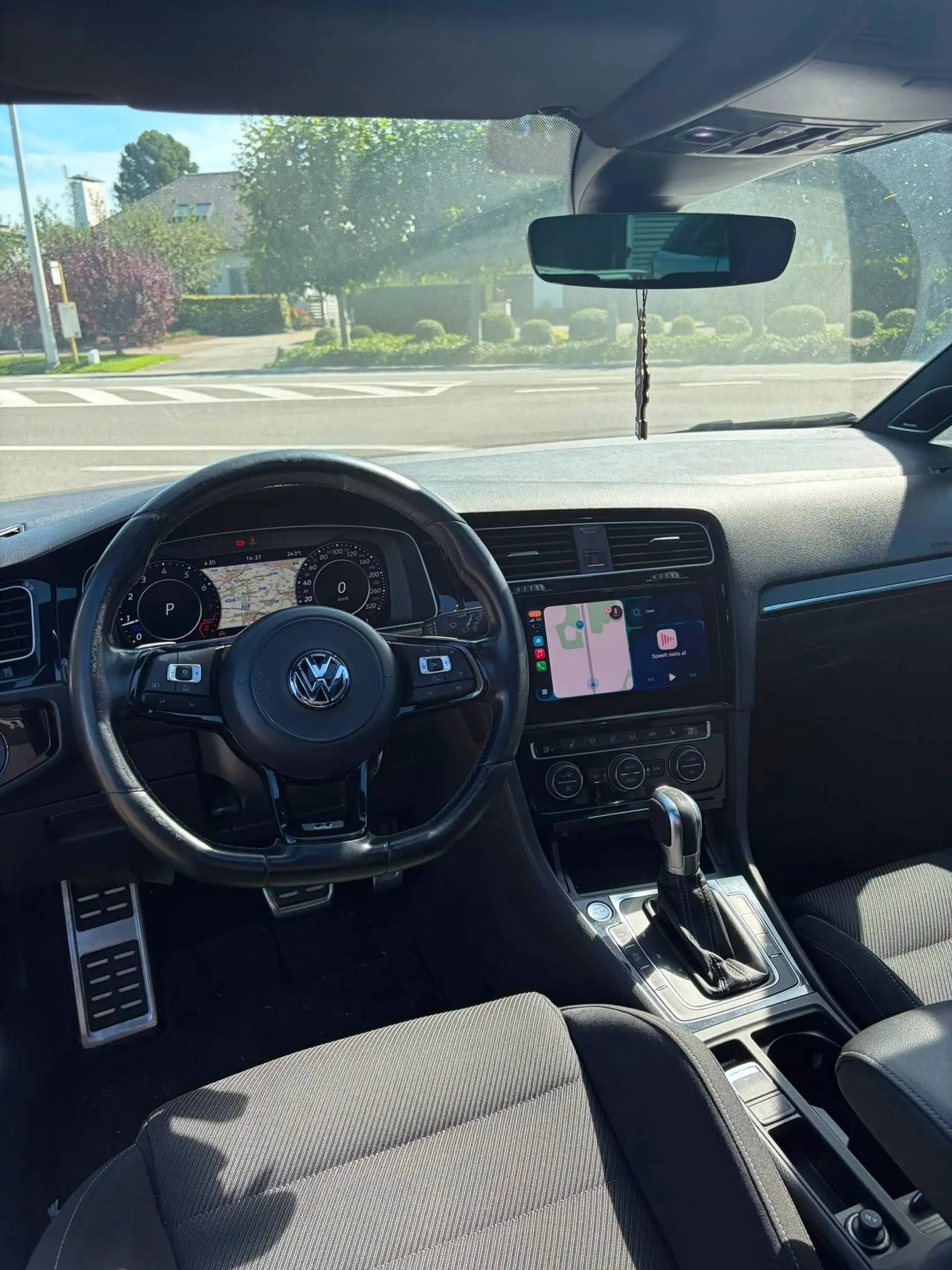 Volkswagen Golf R VII 2.0 TSI R 4MOTION BLUEMOTION/ PANO / ALCANTARA — photo 13