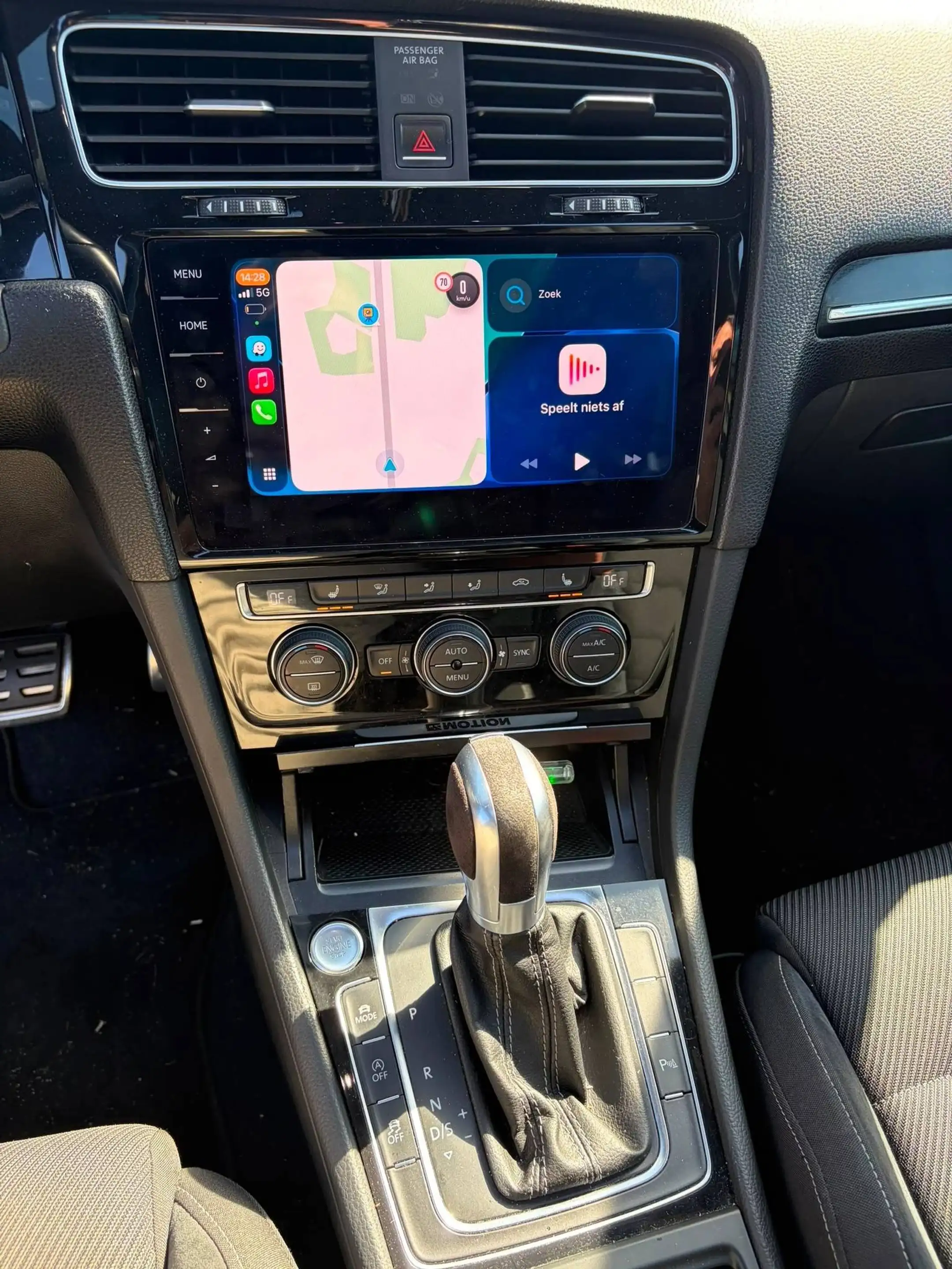 Volkswagen Golf R VII 2.0 TSI R 4MOTION BLUEMOTION/ PANO / ALCANTARA — photo 14