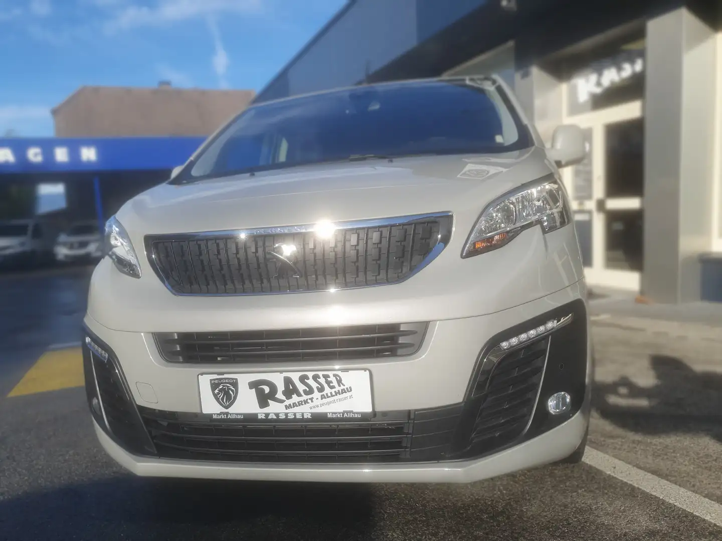 Peugeot Traveller Traveller Allure L2 BlueHDI 180 Automatik Beige - 1