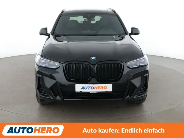 BMW X3 view 9