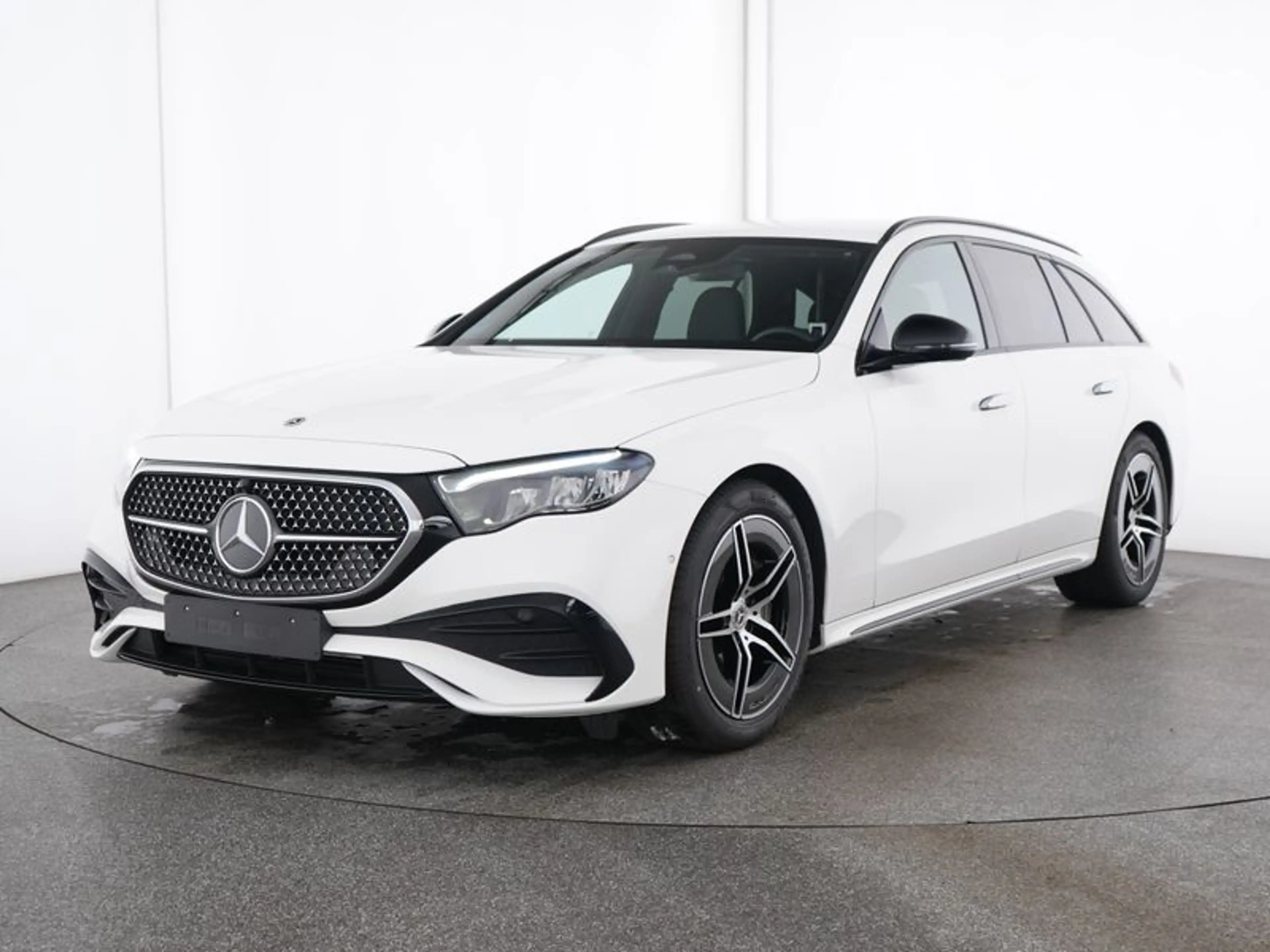 Mercedes-Benz E 220 d T AMG AHK/LED/DIST/RFK/WP/KEYL/TW/ — photo 11