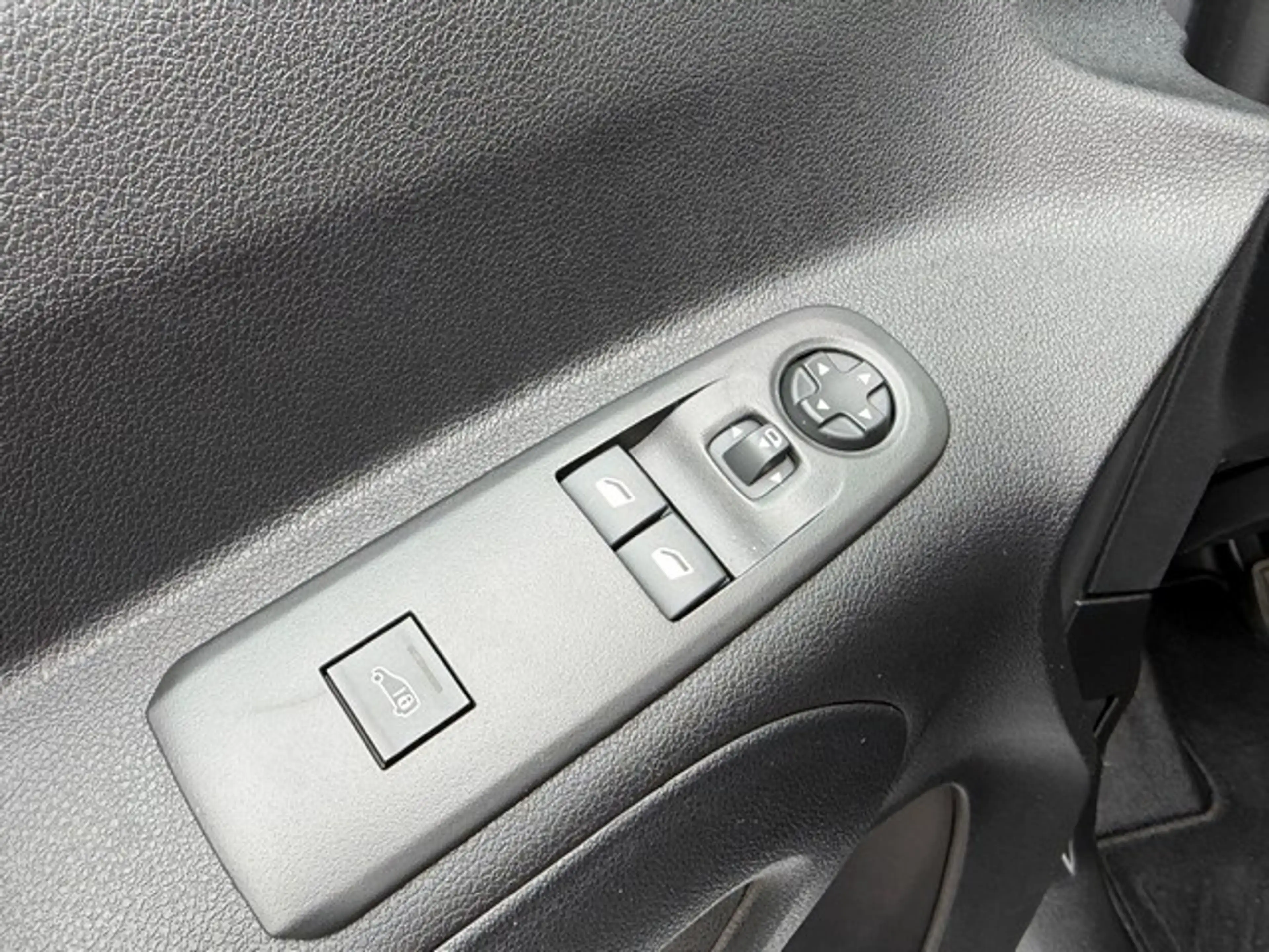 Opel Combo 1.5 BlueHDi met Navi/Camera, Digitaal Dashboard, F — photo 20