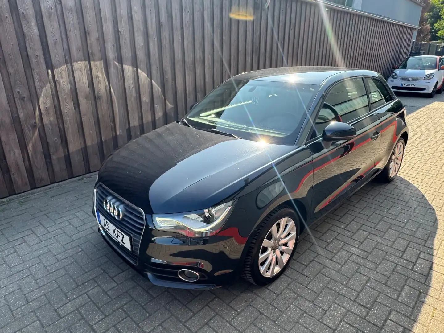 Audi A1 Ambition SHZ NAVI XENON PDC ALU`S KLIMA Nero - 1