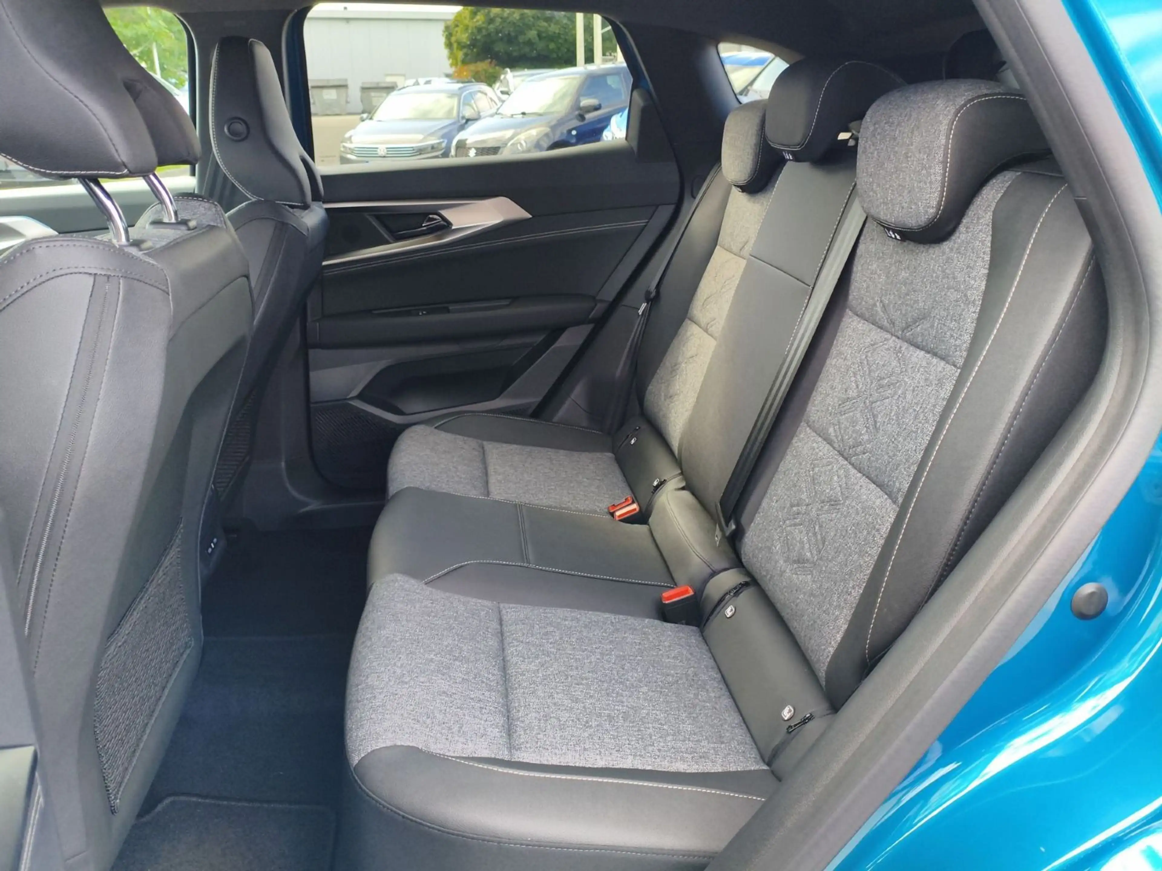 Renault Austral Techno Mild Hybrid 150 Automatik — photo 13