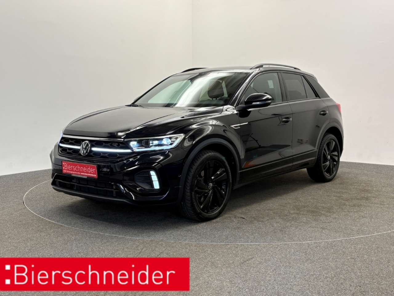Volkswagen T-Roc — Volkswagen T-Roc 2.0 TDI DSG R-Line IQ-LIGHT DIGITAL COCKPIT KAMERA