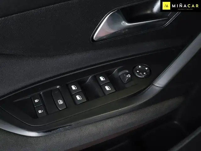 Peugeot 308 view 26