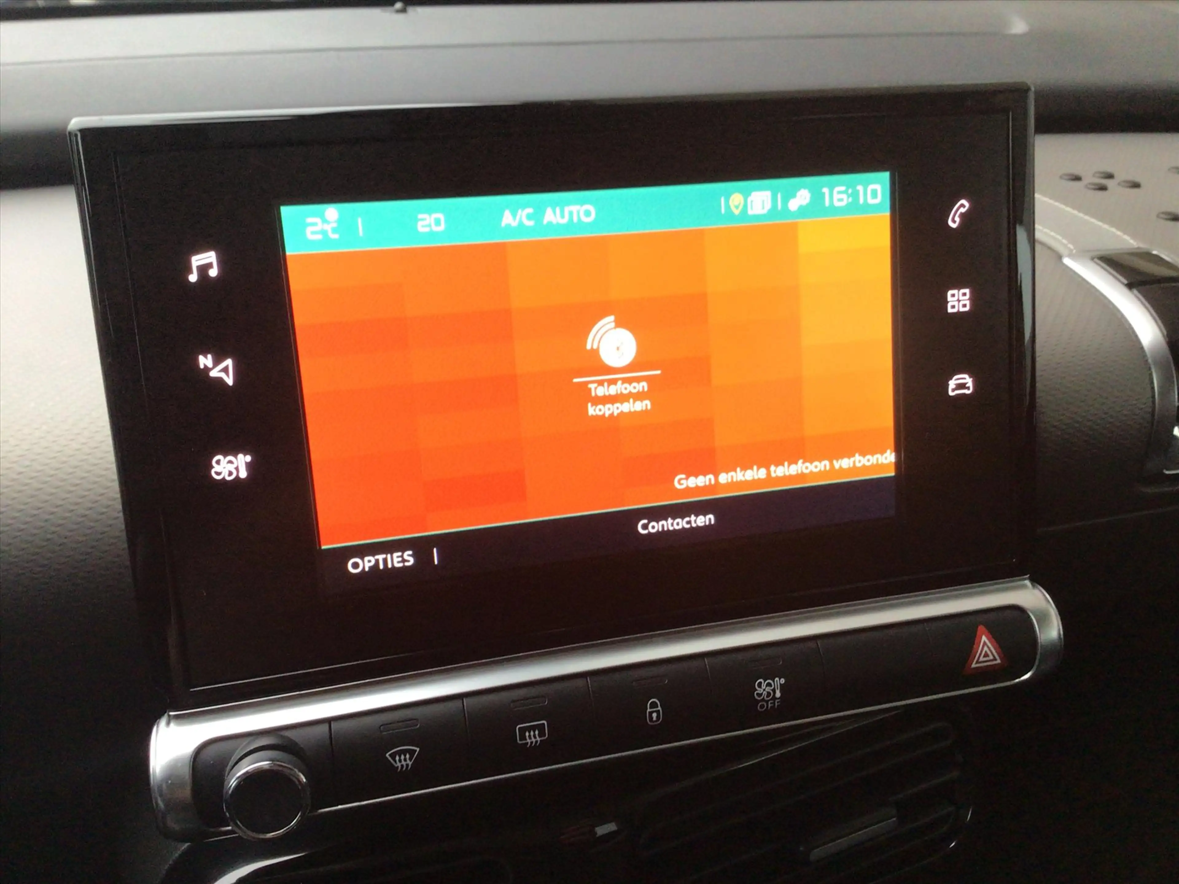 Citroen C4 Cactus 1.2 PureTech 110pk S&S Shine — photo 13