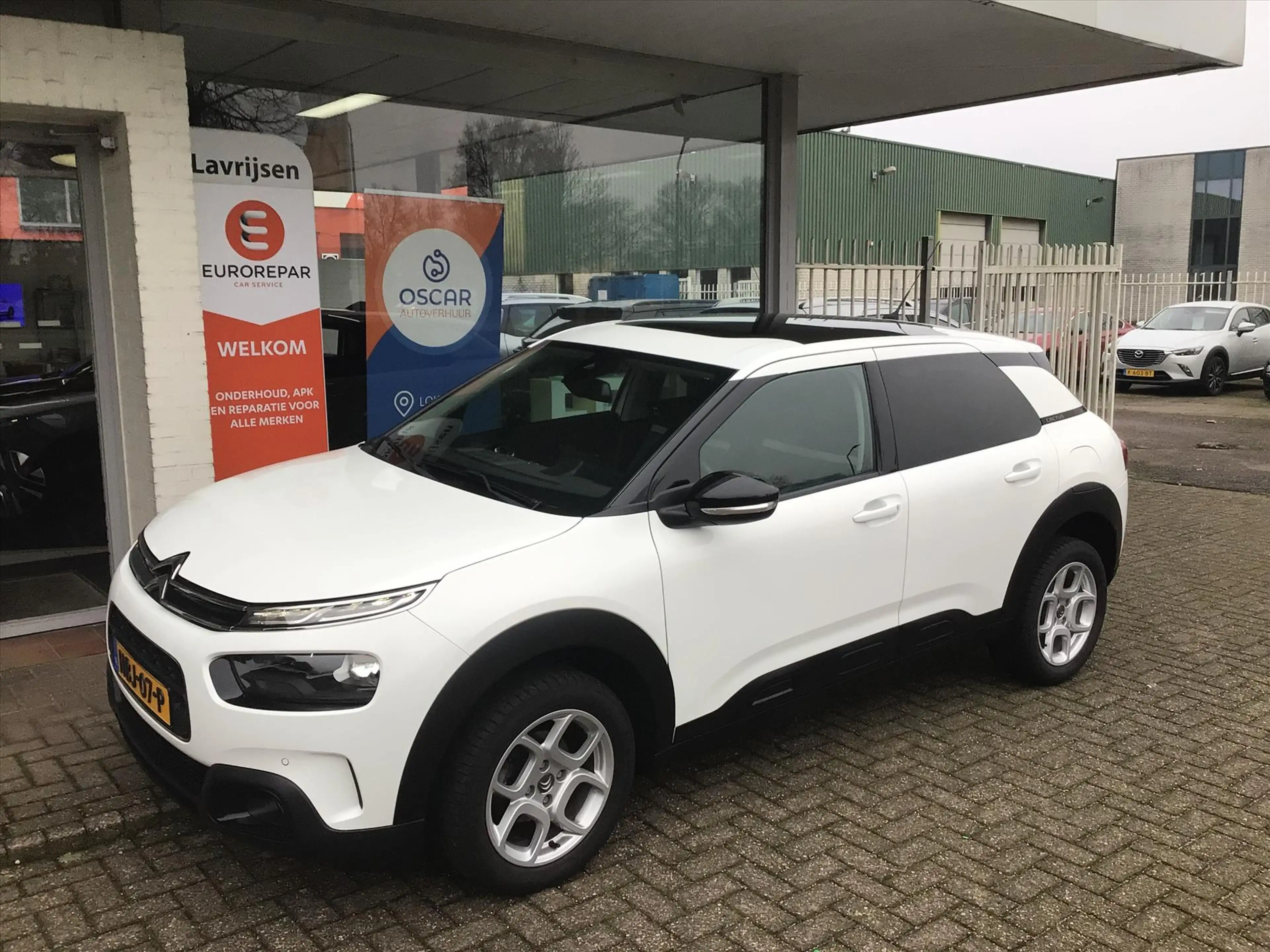 Citroen C4 Cactus 1.2 PureTech 110pk S&S Shine