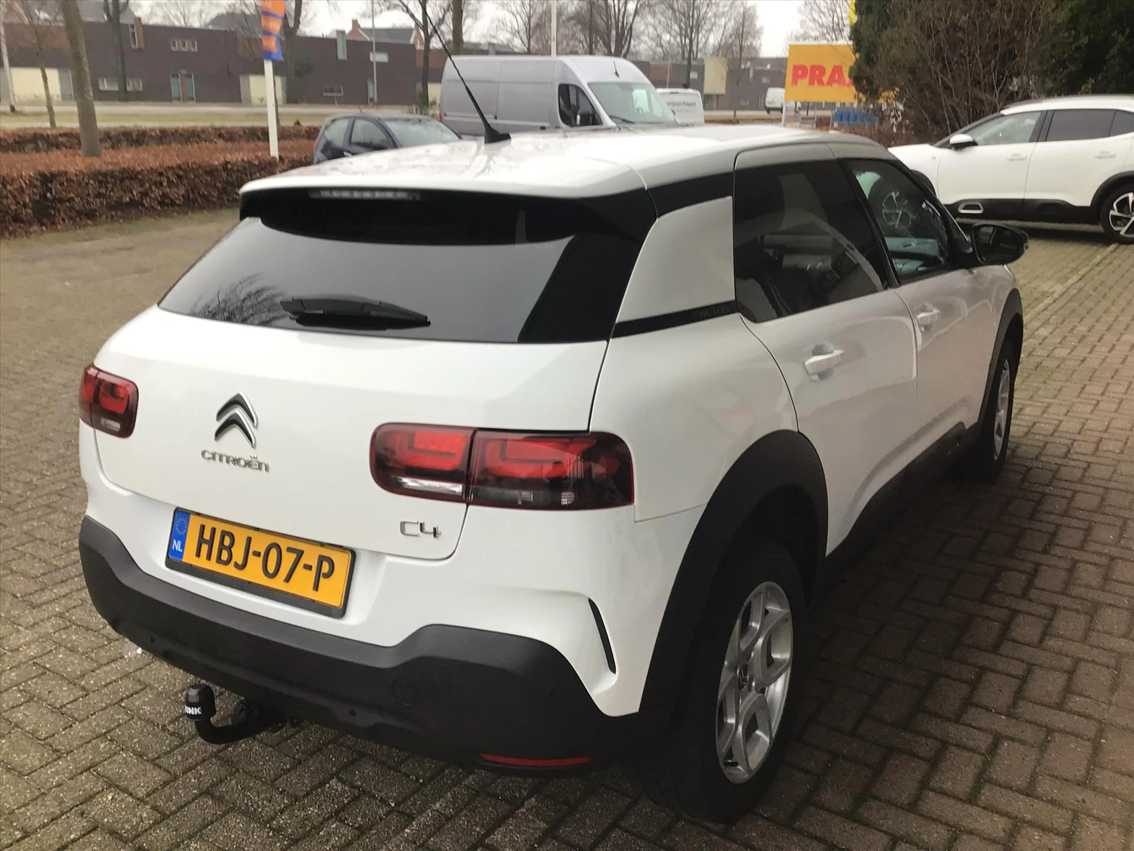 Citroen C4 Cactus 1.2 PureTech 110pk S&S Shine — photo 4