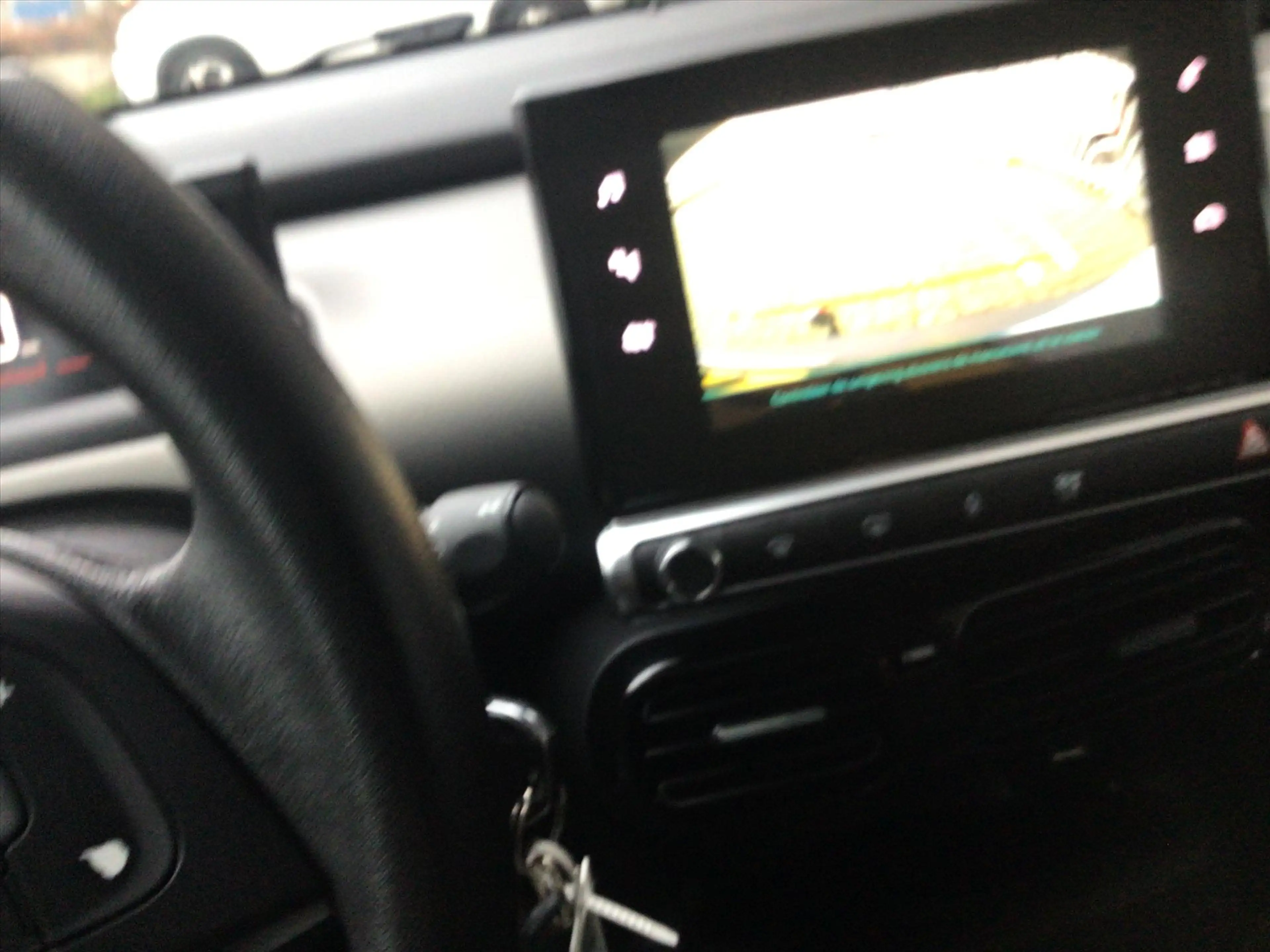 Citroen C4 Cactus 1.2 PureTech 110pk S&S Shine — photo 17