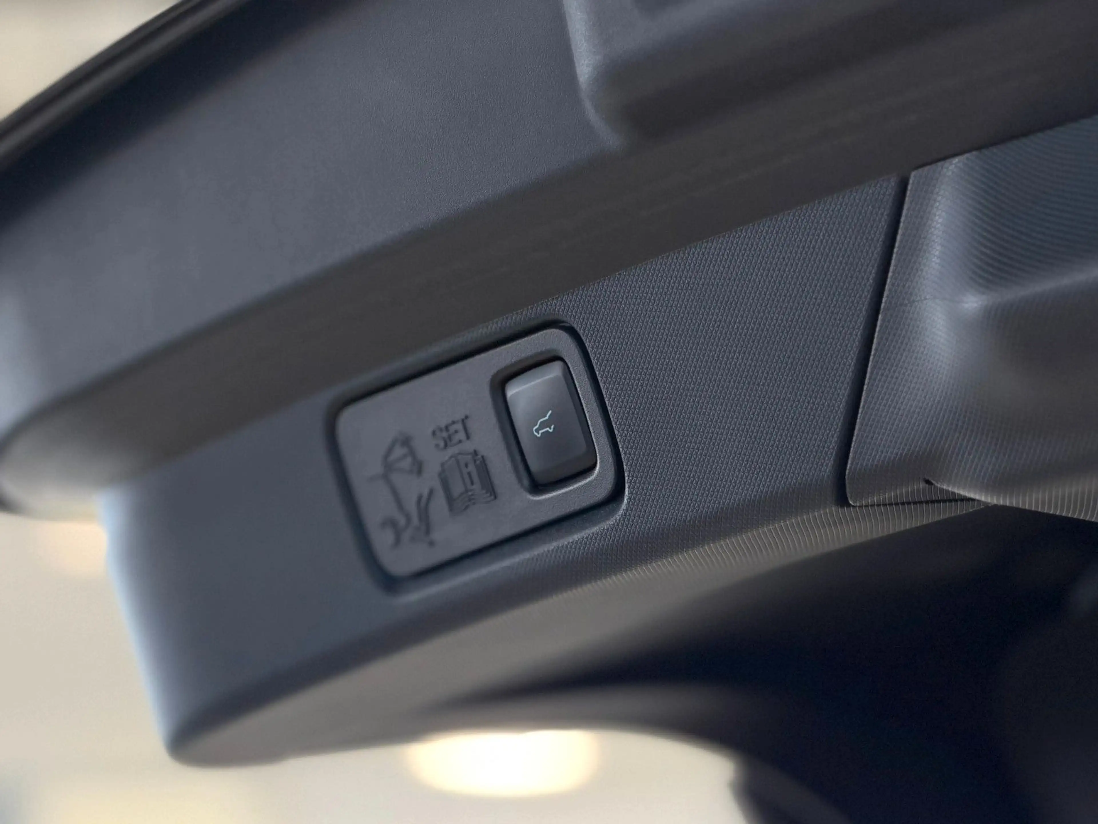 Ford Mustang Mach-E Techpaket 2, Panorama, 99kWh — photo 6