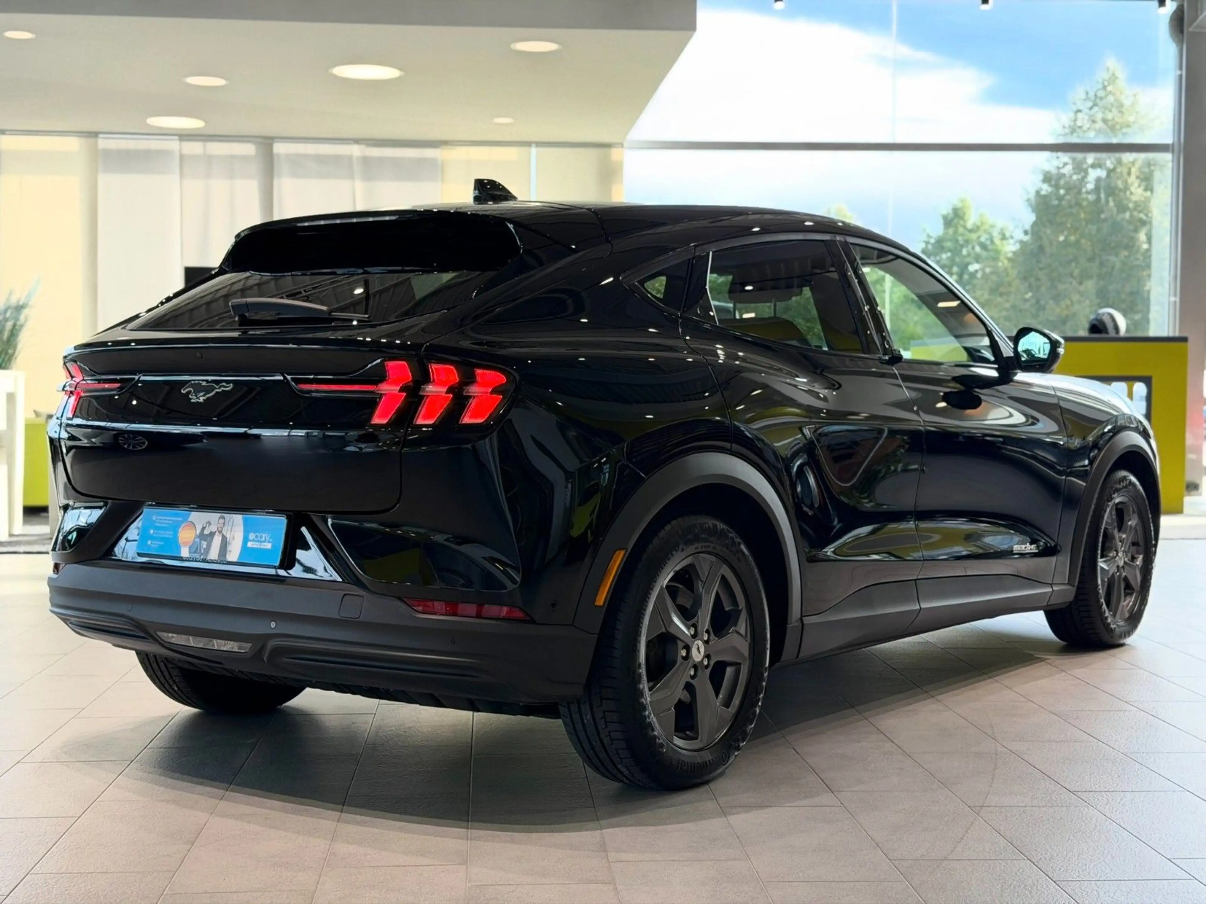 Ford Mustang Mach-E Techpaket 2, Panorama, 99kWh — photo 7