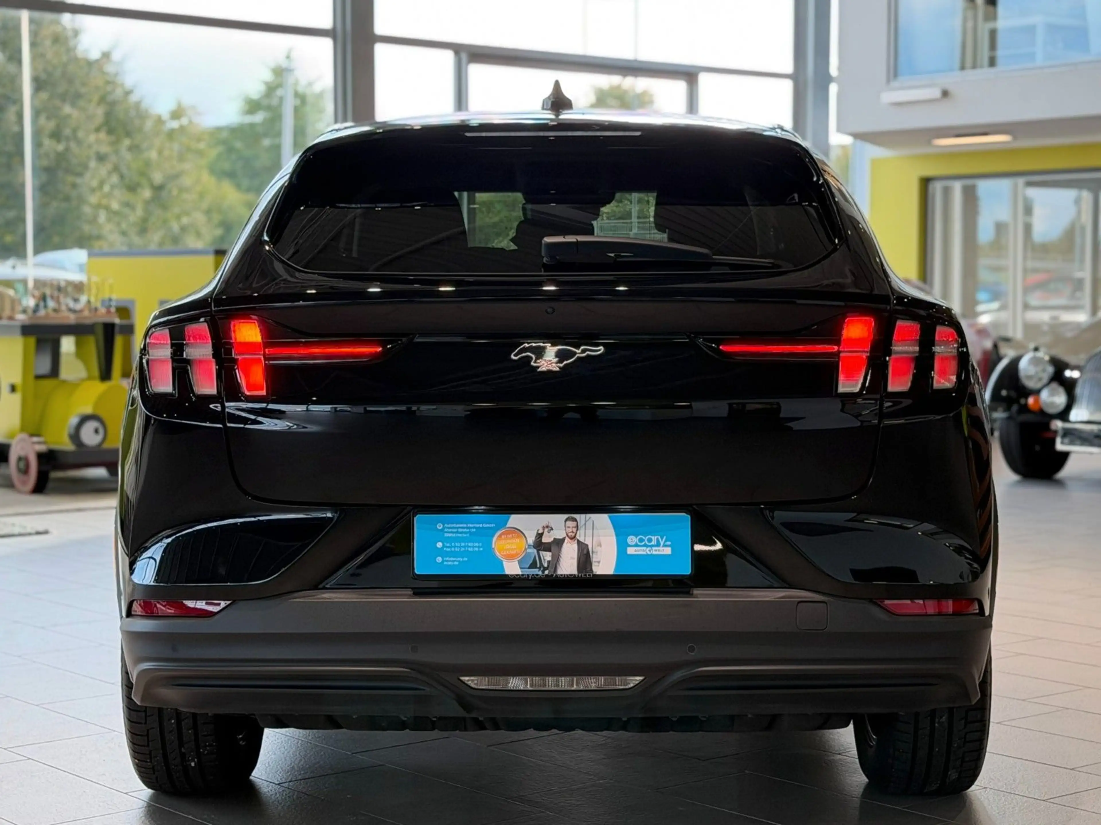 Ford Mustang Mach-E Techpaket 2, Panorama, 99kWh — photo 4
