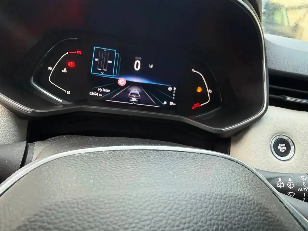 Renault Clio Citadine 3 portes — photo 9