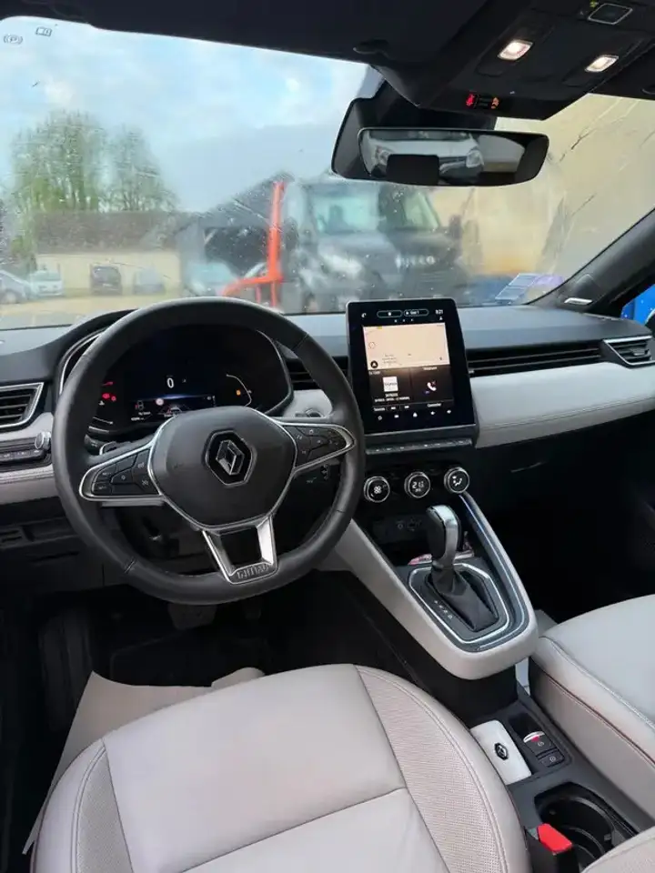 Renault Clio Citadine 3 portes — photo 6