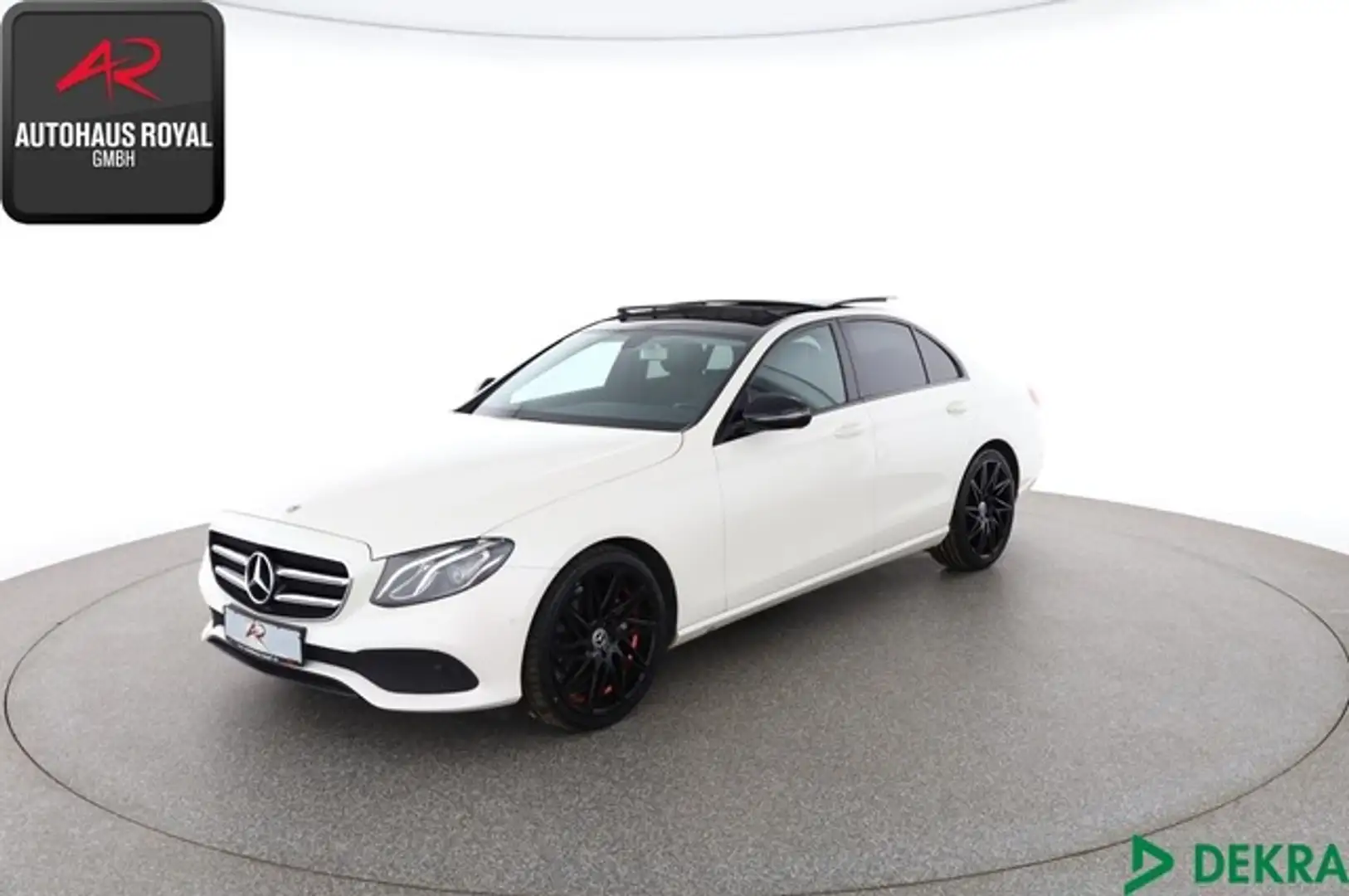 Mercedes-Benz E 200 d DESIGNO DIAMANTWEISS,PANO,KAMERA,20ZOLL Weiß - 1