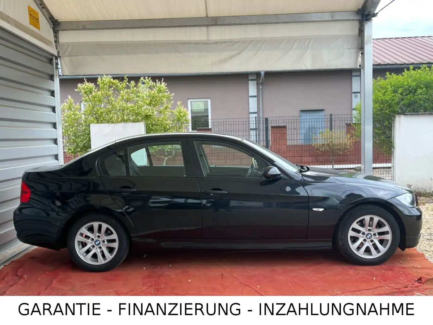 BMW 318 3 Lim. 318d/Garantie/Rentnerfzg./*WENIG KM* Schwarz - 2