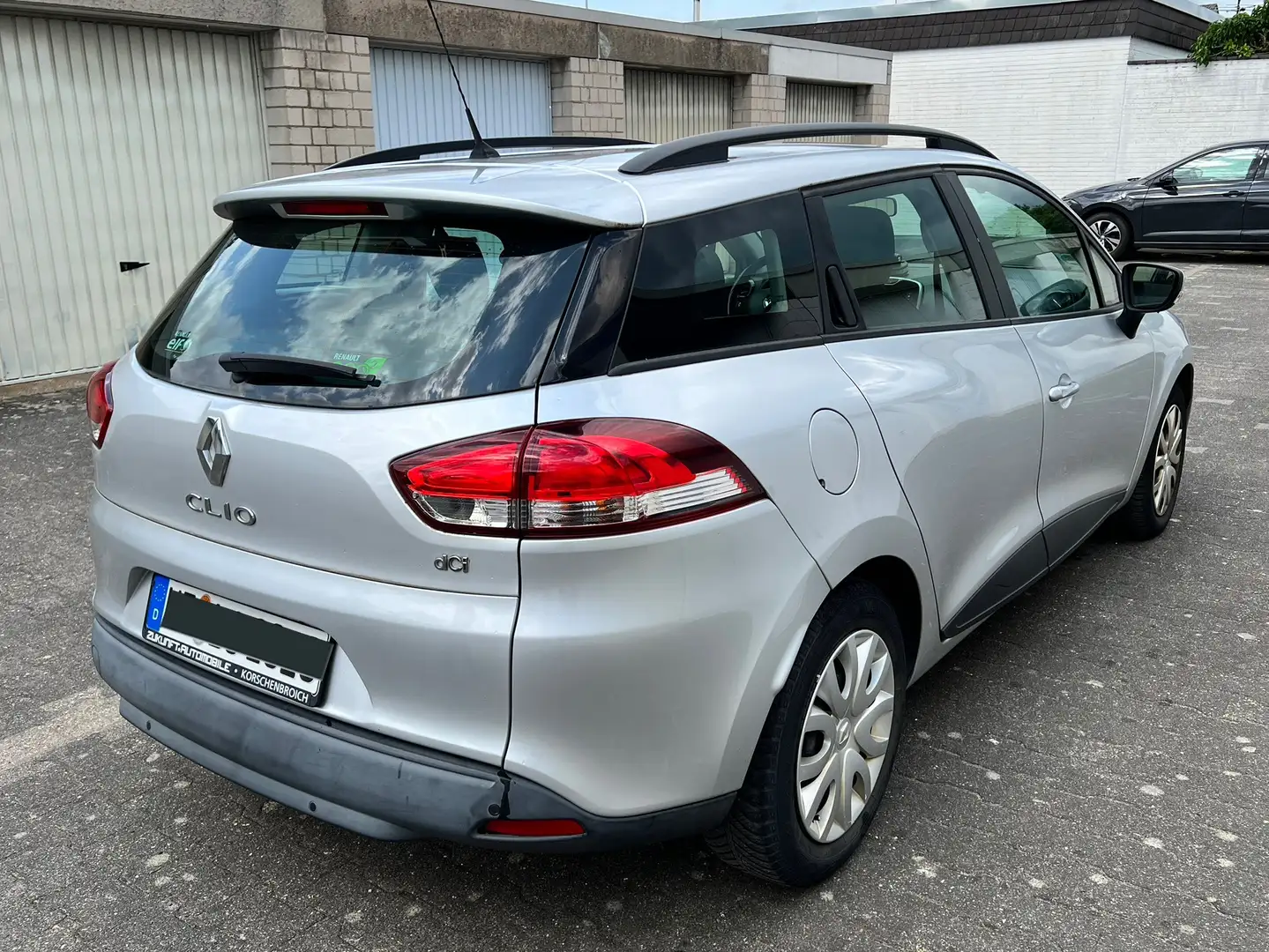 Renault Clio Grandtour dCi 75 Stop & Start Expr., Tüv 06.2027 - 2