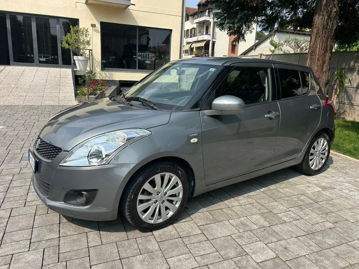 Suzuki Swift Swift 5p 1.3 ddis GL Top OK NEOPATENTATI Grau - 1