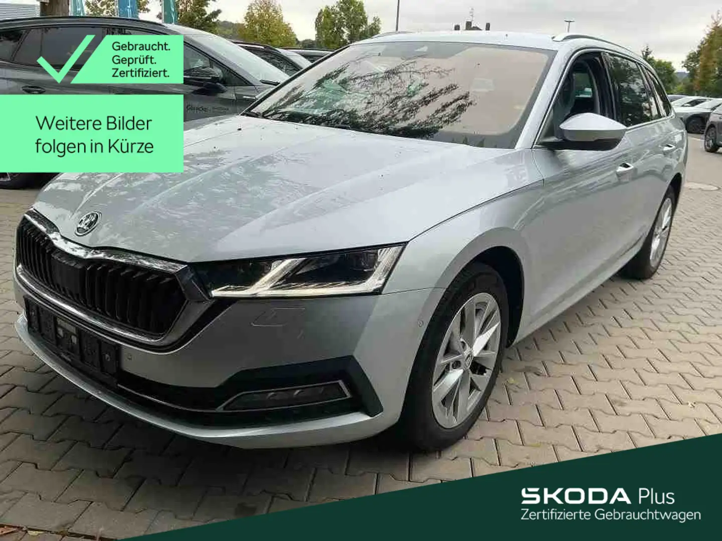 Skoda Octavia Combi First Edition 2.0 TDI DSG*NAVI*AHK Silber - 1