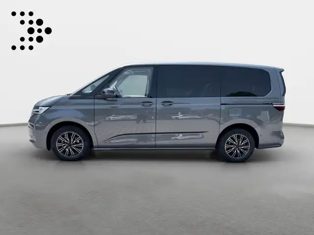 Volkswagen Multivan view 4