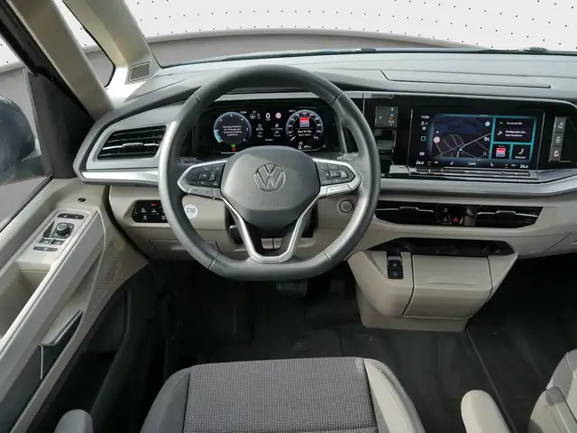 Volkswagen Multivan view 10