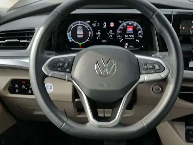 Volkswagen Multivan view 12